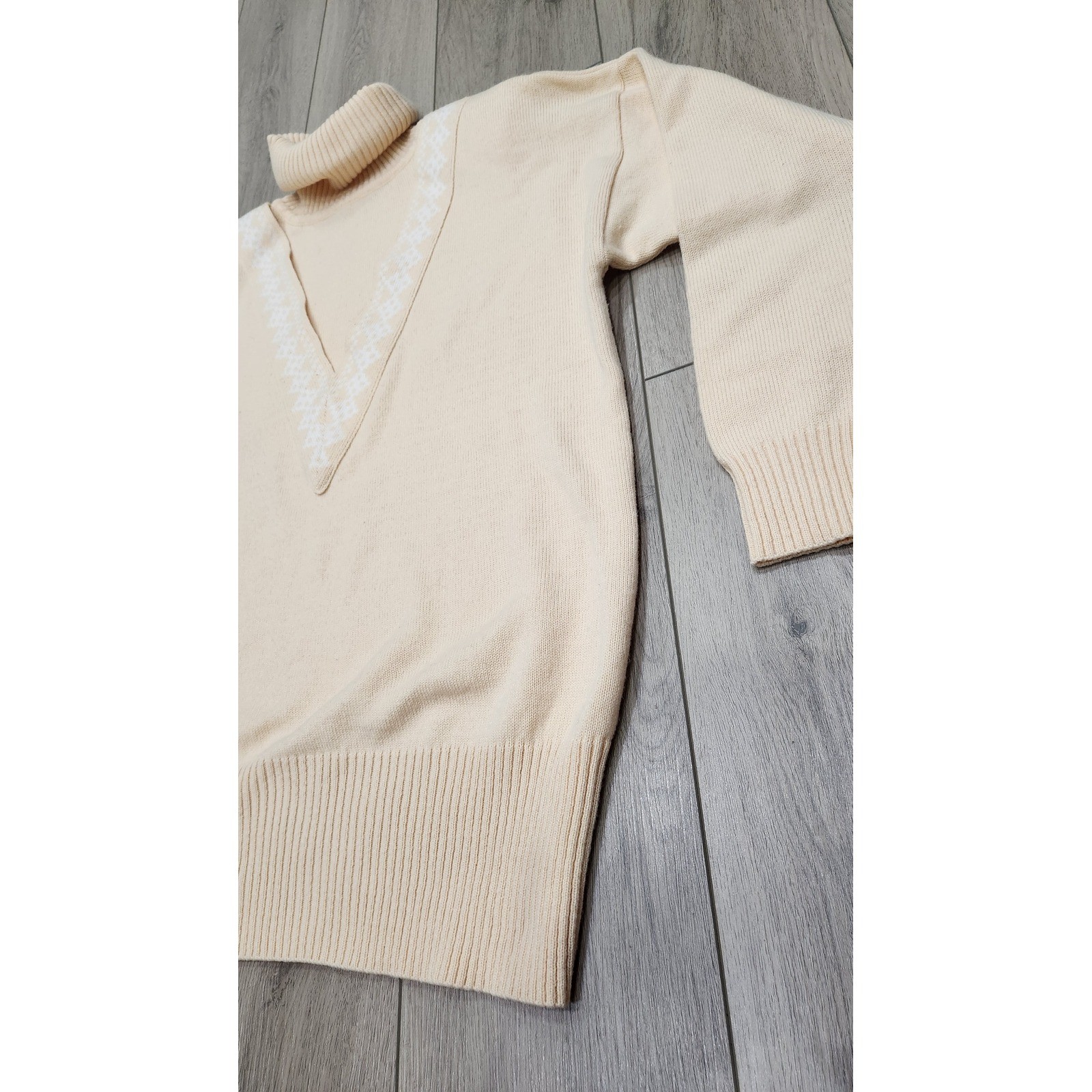 Vintage Liz Claiborne Lambswool Blend Turtleneck Sweater Cream/Peach Women’s M