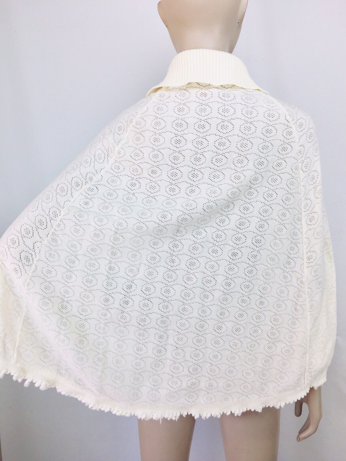 70s Vintage Ivory Crochet Knit Button-Down Poncho Cape Shawl Sweater