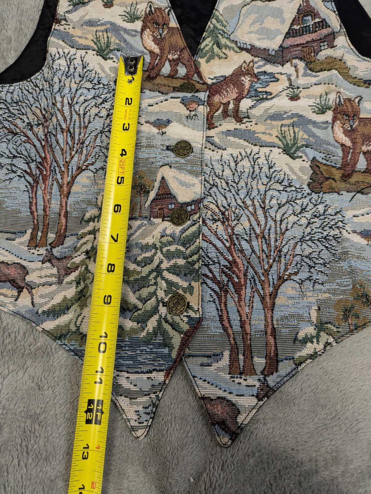 Vintage Nadia Embroidered SNOWY WOODS Tapestry Women’s MED Grandmacore Vest NEW