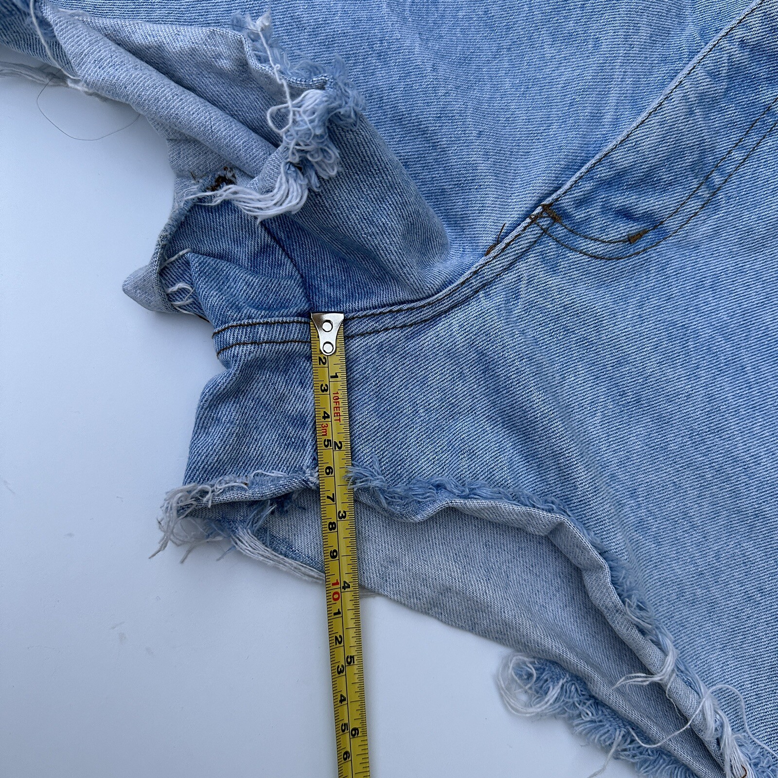 Made in the Shade Womens Blue Denim Cut Off Jean Shorts Size 9 Casual Beach