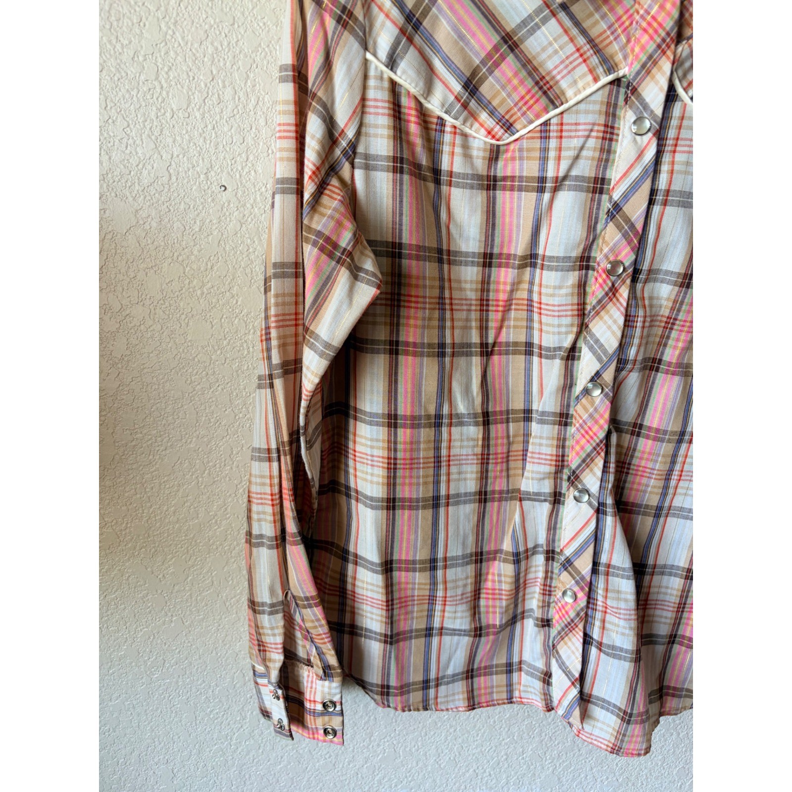 Vintage Land n Sea Western Plaid Snap Button Shirt Pink Tan Fortrel USA Size 36