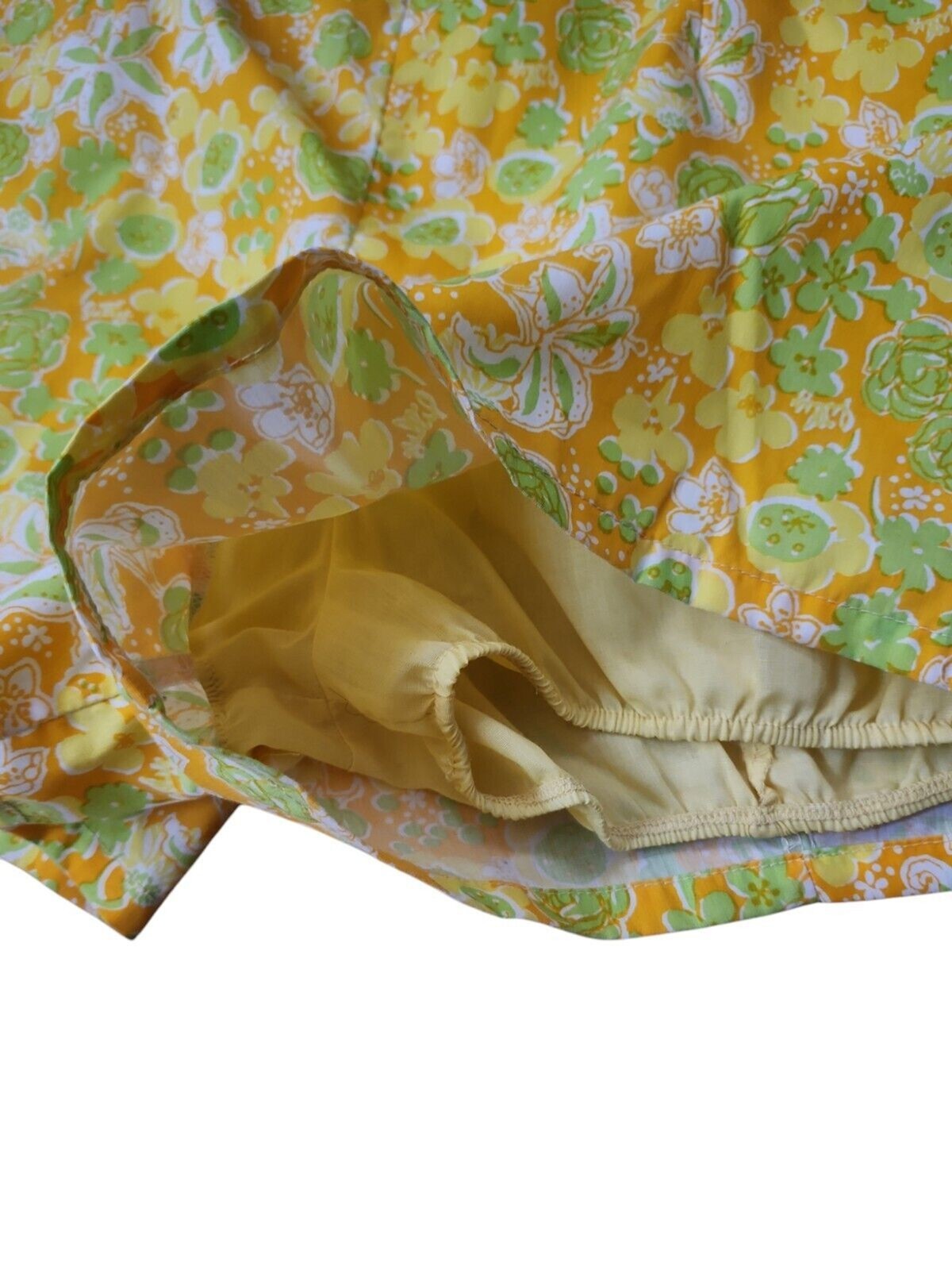 The Lilly Vintage 1960s Lilly Pulitzer Shorts Twee High-Rise Orange Floral Pool