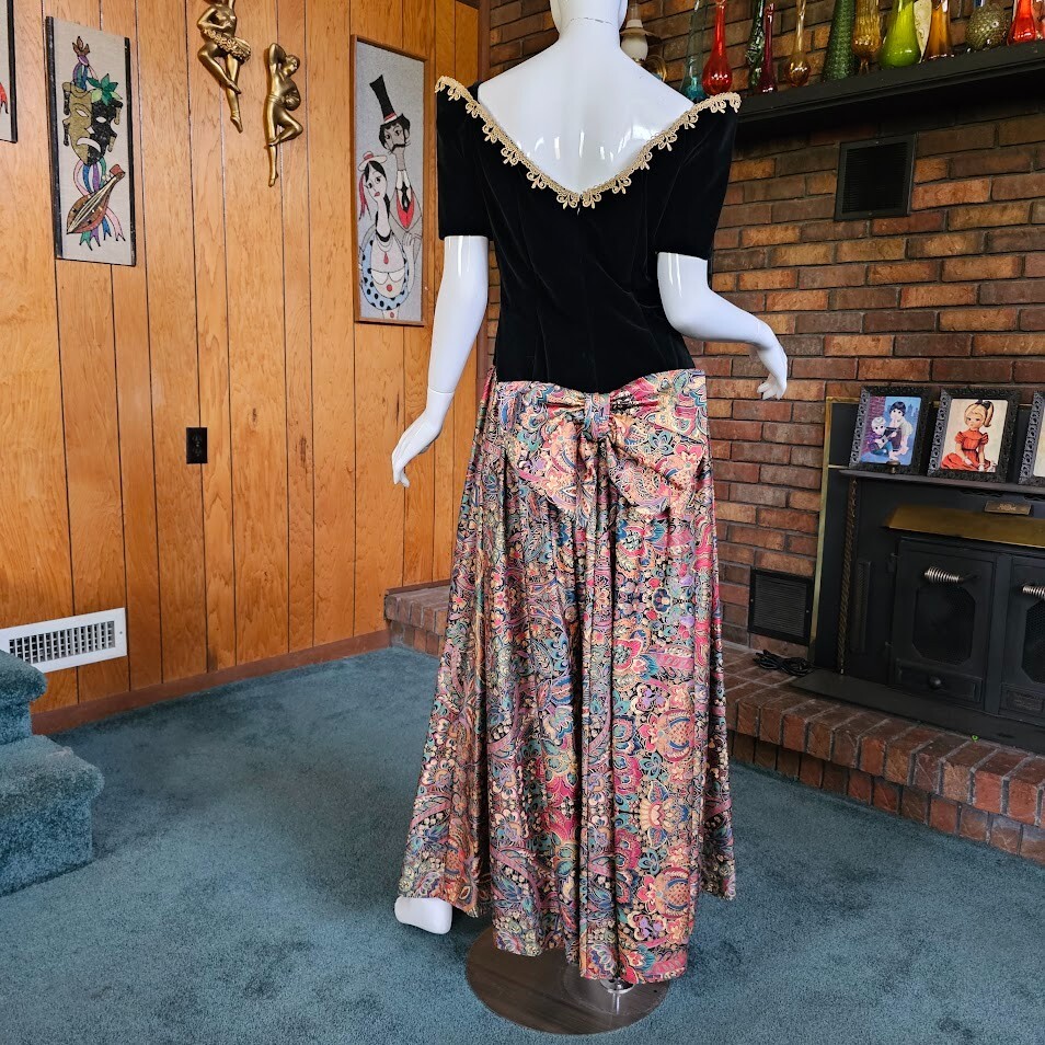 Vtg 80s Ornate Maximalist Off Shoulder Velvet Formal Evening Dress Ball Gown M/L