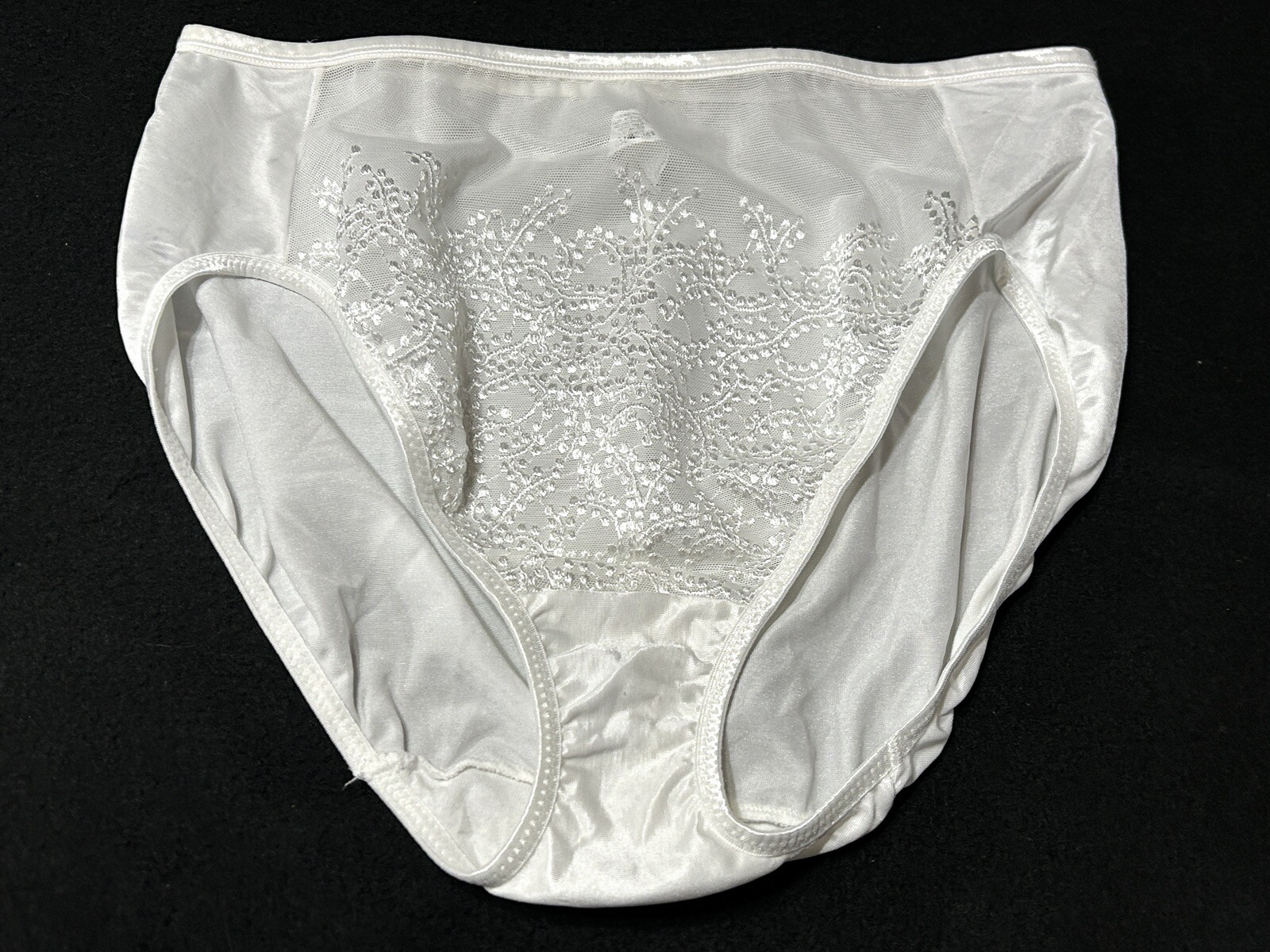 Vtg BALI 8629 Embroidered Mesh Second Skin Satin 2X White Brief Panties