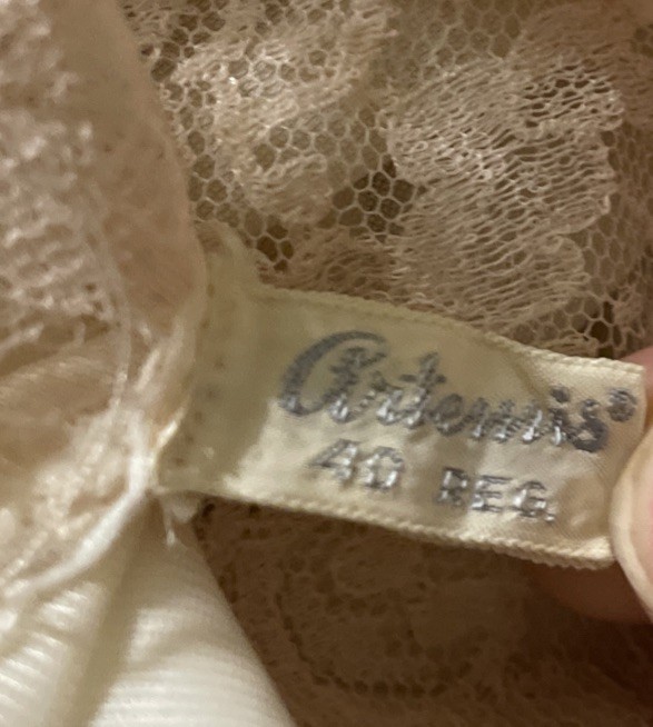 Vtg 1960s Artemis Nightgown Sz 40 Reg L DuPont Nylon Peach Heavy Lace Long