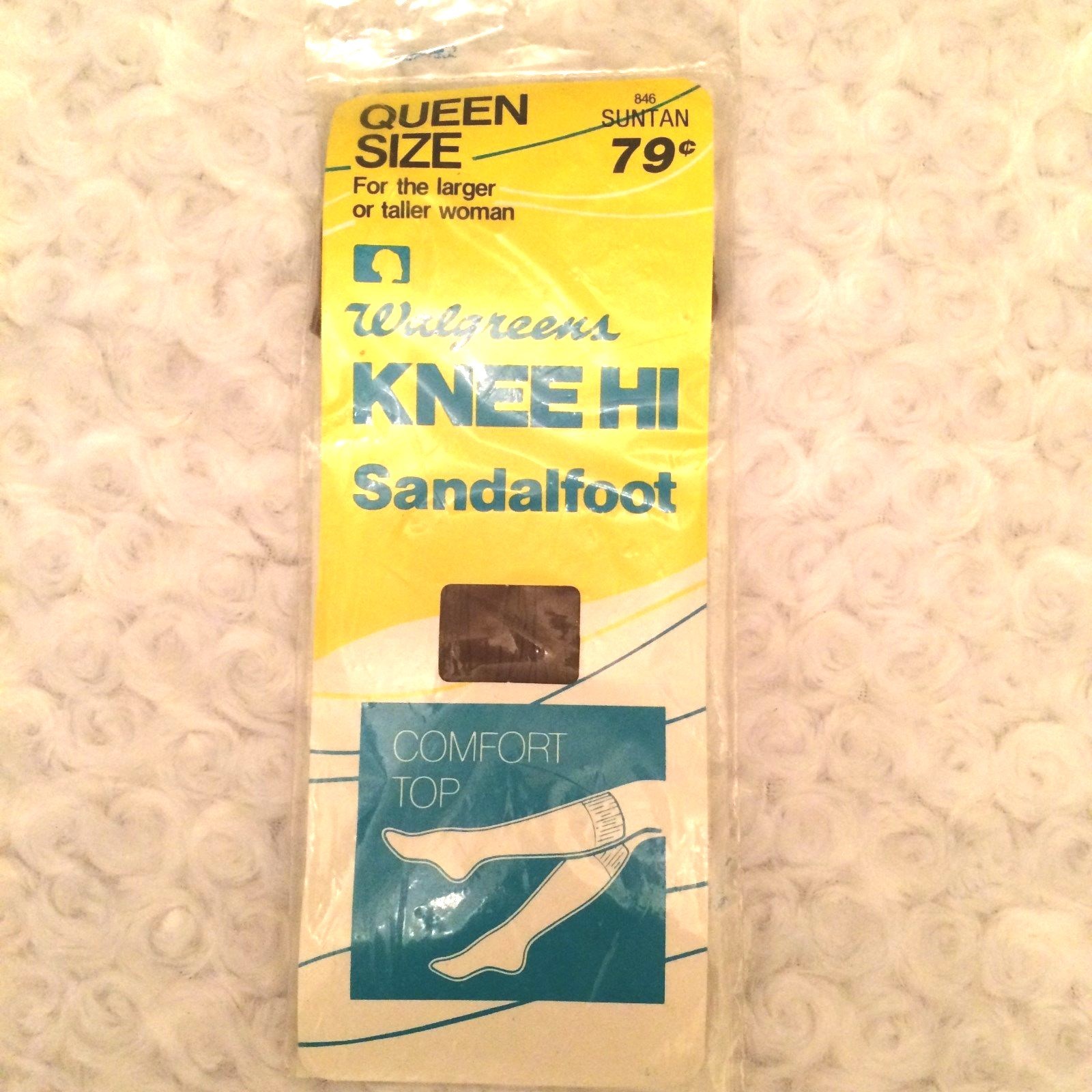 Vintage Walgreens Sheer Stretch Knee Hi Sandalfoot Nylons Queen Size Suntan