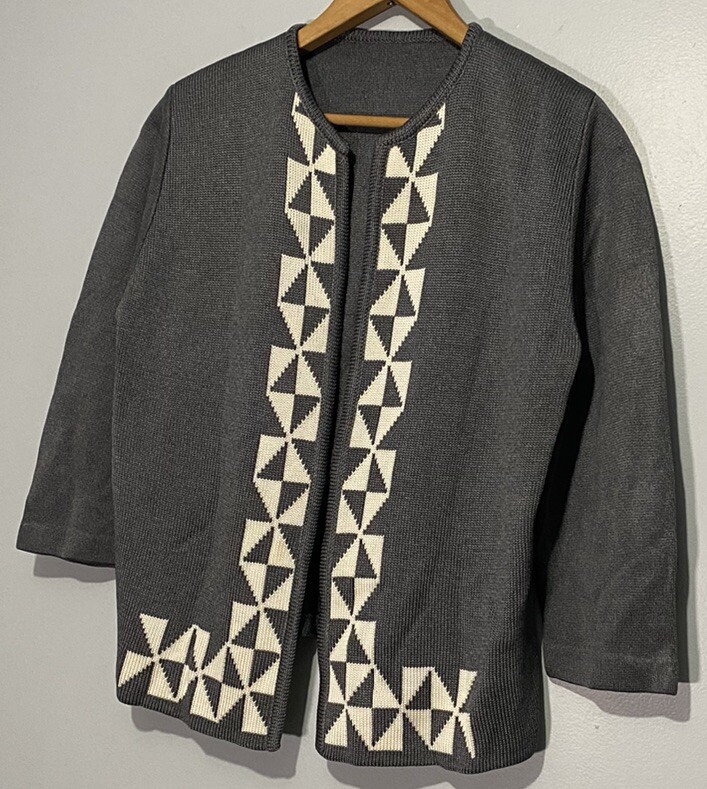 Vintage 70s Open Knit Cardigan Pinwheel Mod GoGo Grunge Indie Secretary Blouse