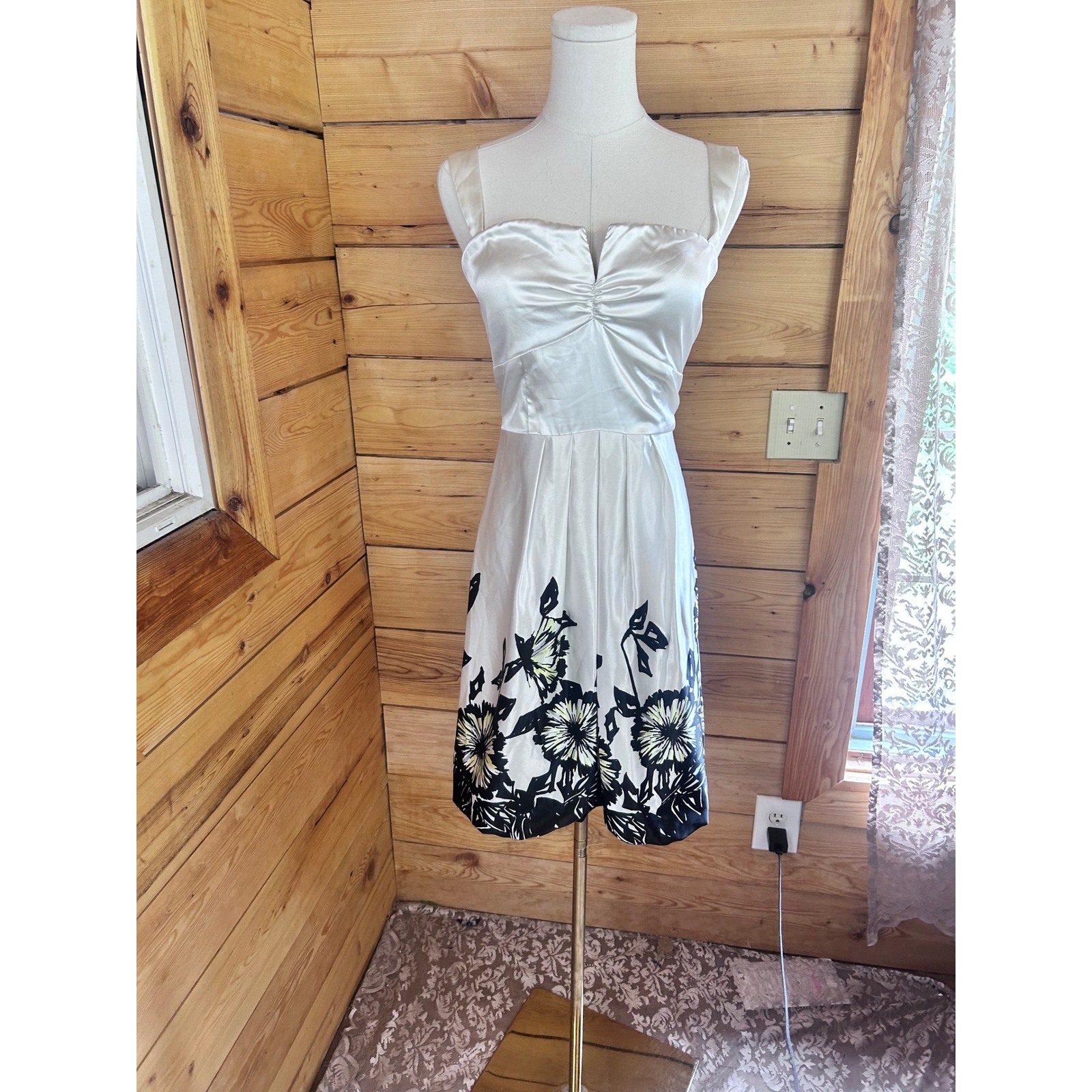 Vintage Satin Bubble Hem Cocktail Dress Womens Large White Floral Le Chateau