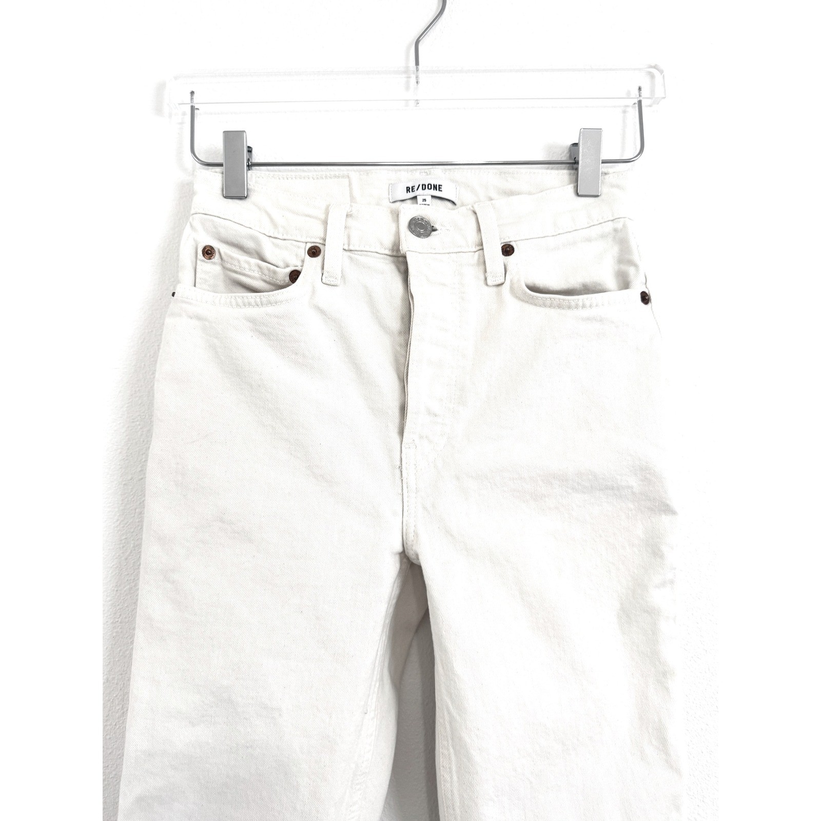 RE/DONE High-Rise Stove Pipe Straight Leg Jeans in Vintage White with Raw Hem