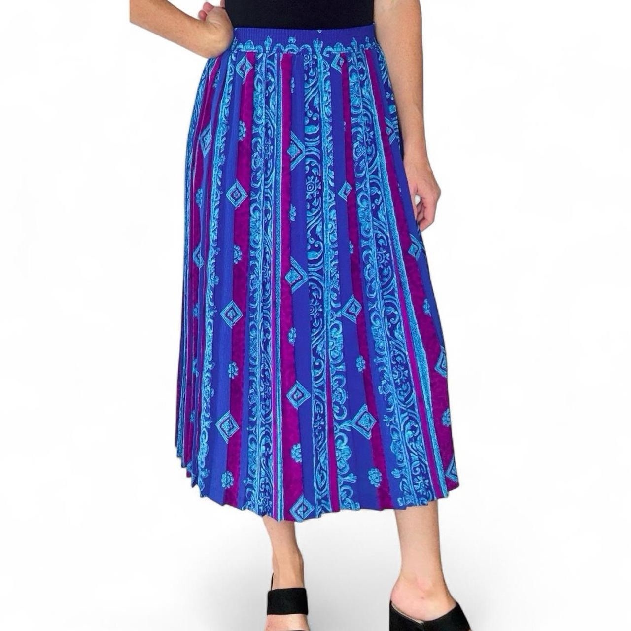 Vintage 80’s G.W. Blue Purple Stripe Abstract Midi Pleated Skirt