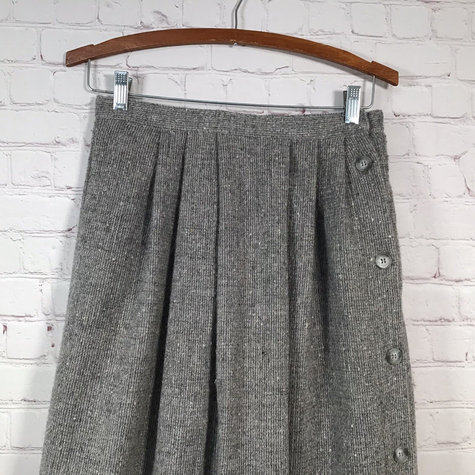 Vintage John Meyer Long Gray Wool Skirt 27″ Waist Sz 12 Fringed Hem Side Button