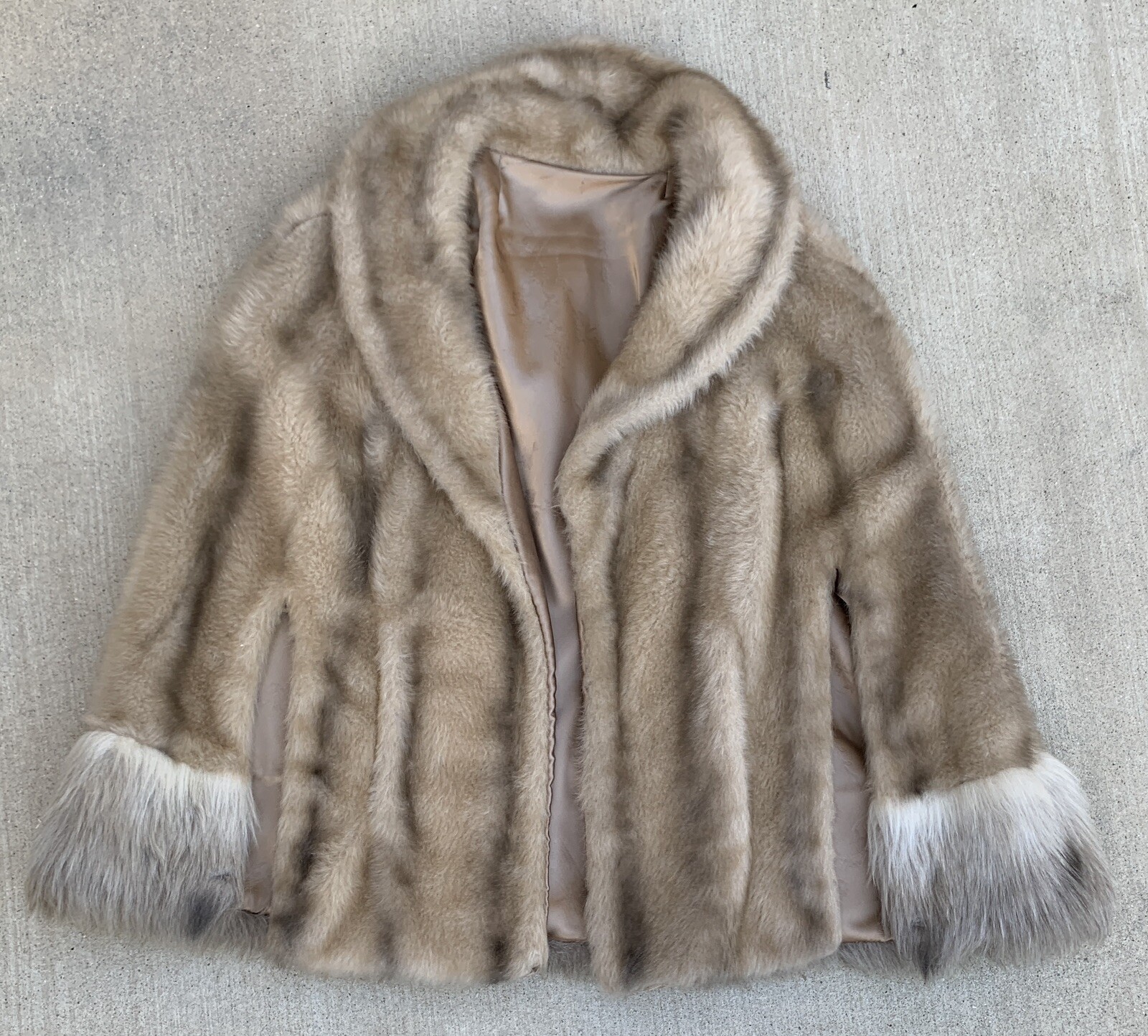 Sears Fashions Regina Glenara by Glenoit Cape Capelet Faux Fur Mob Wife Size S
