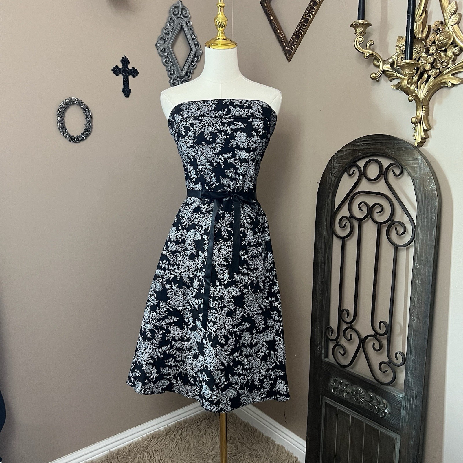 Vintage 90s does 50s Black Floral Toile A Line Strapless Dress Sz Med Gothic