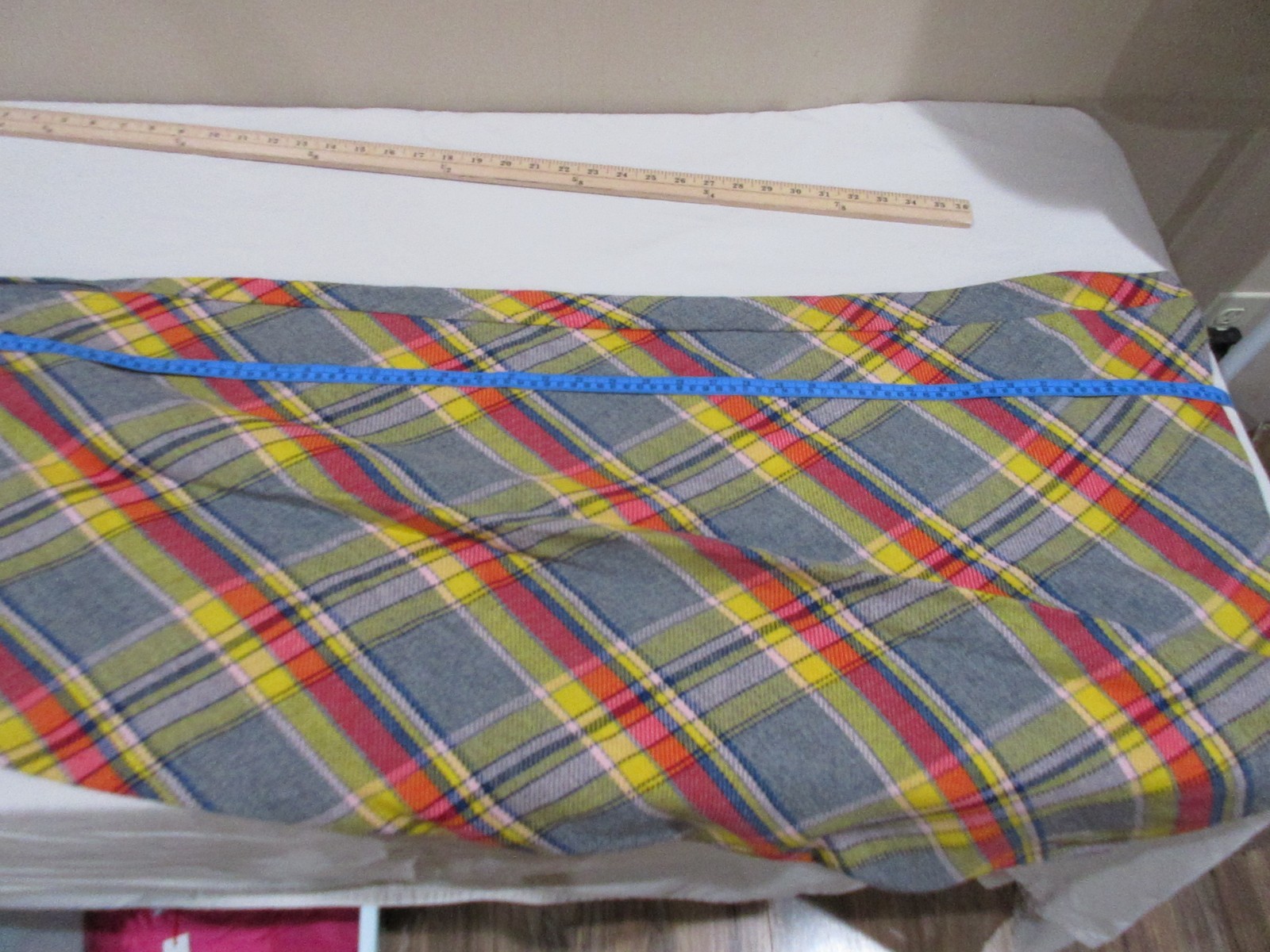 Vtg. 1970’s Miss Pat Maxi Skirt Women Sz 9/10 Acrylic Tweed Plaid Multicolor