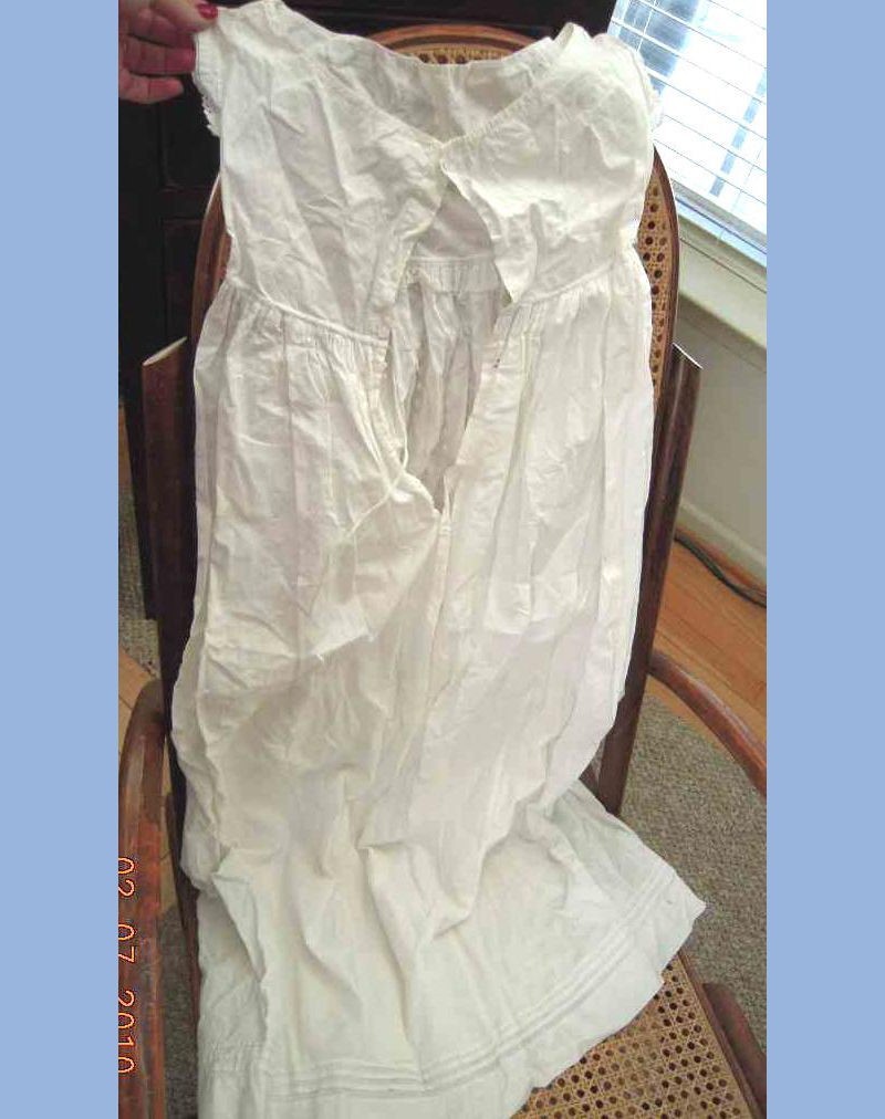 1800s antique VICTORIAN COLONIAL CHILD UNDERGARMENT dress #3 redwork monogram
