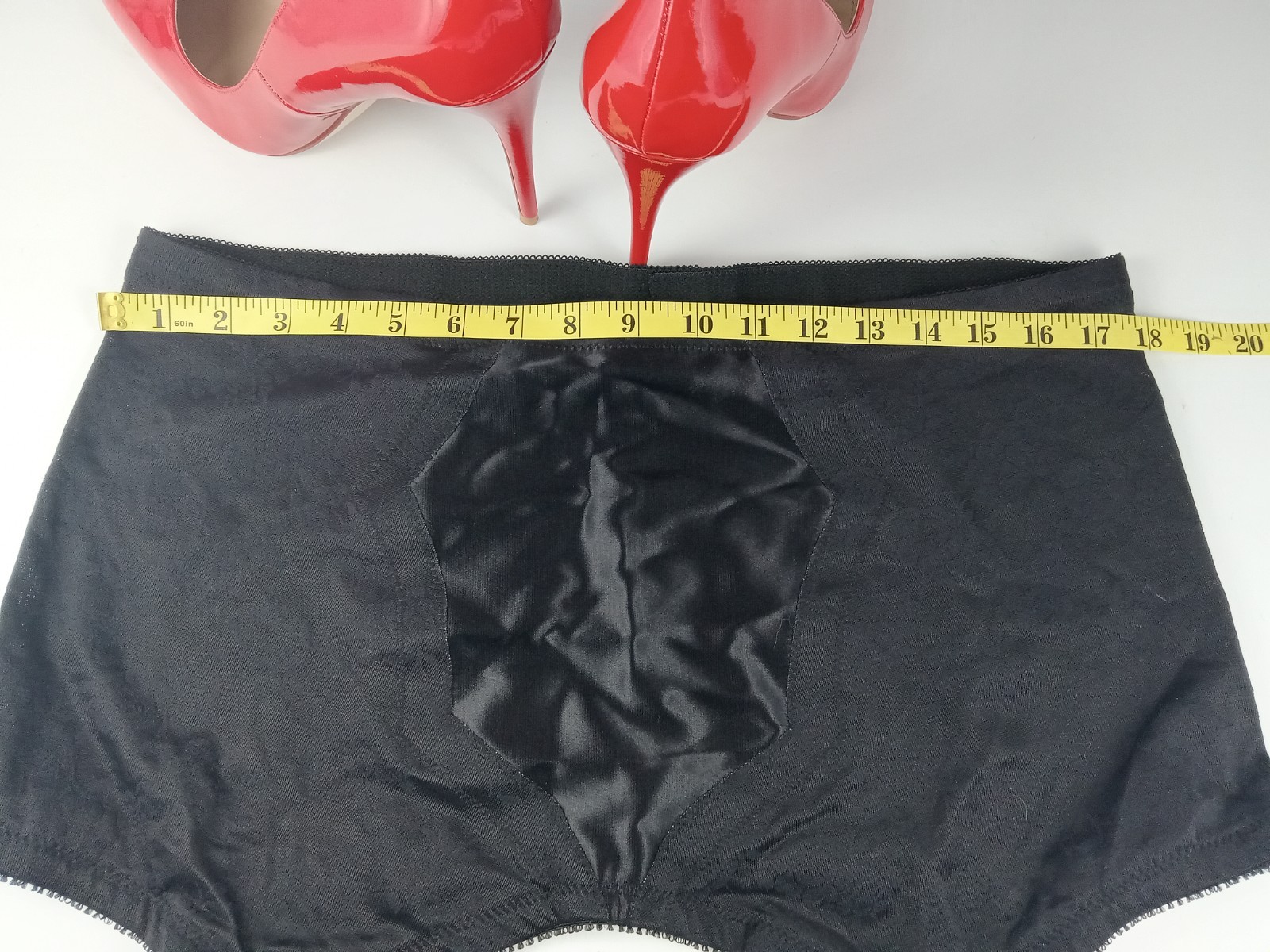 SZ 46 LARGE UP TO SZ 36 WAIST SEXY SATIN FRONT OPEN BOTTOM GIRDLE 4 METAL GARTER