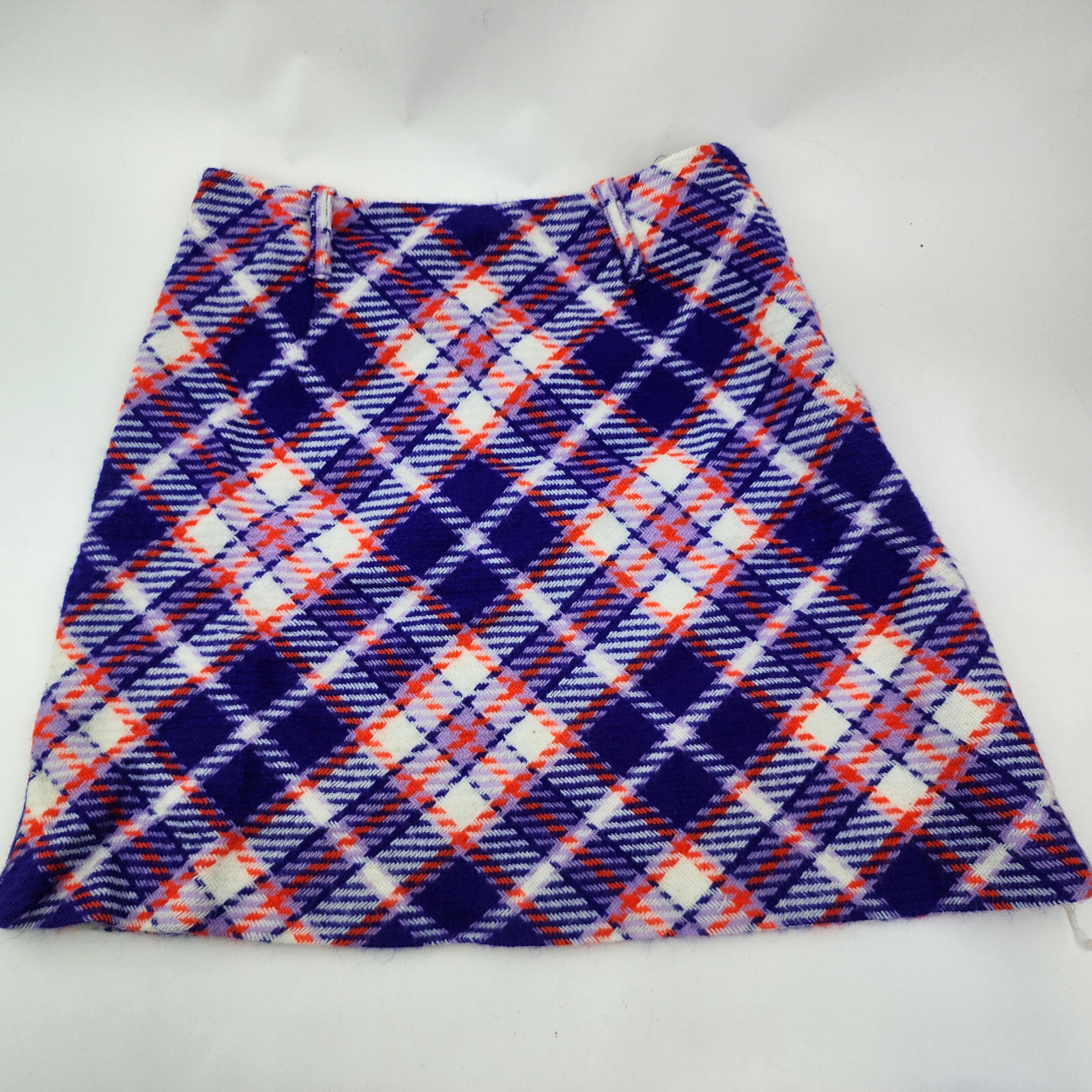 Vintage Russ Girl Skirt Purple red Plaid w/Zipper Missing Size Tag 24-25″ Waist