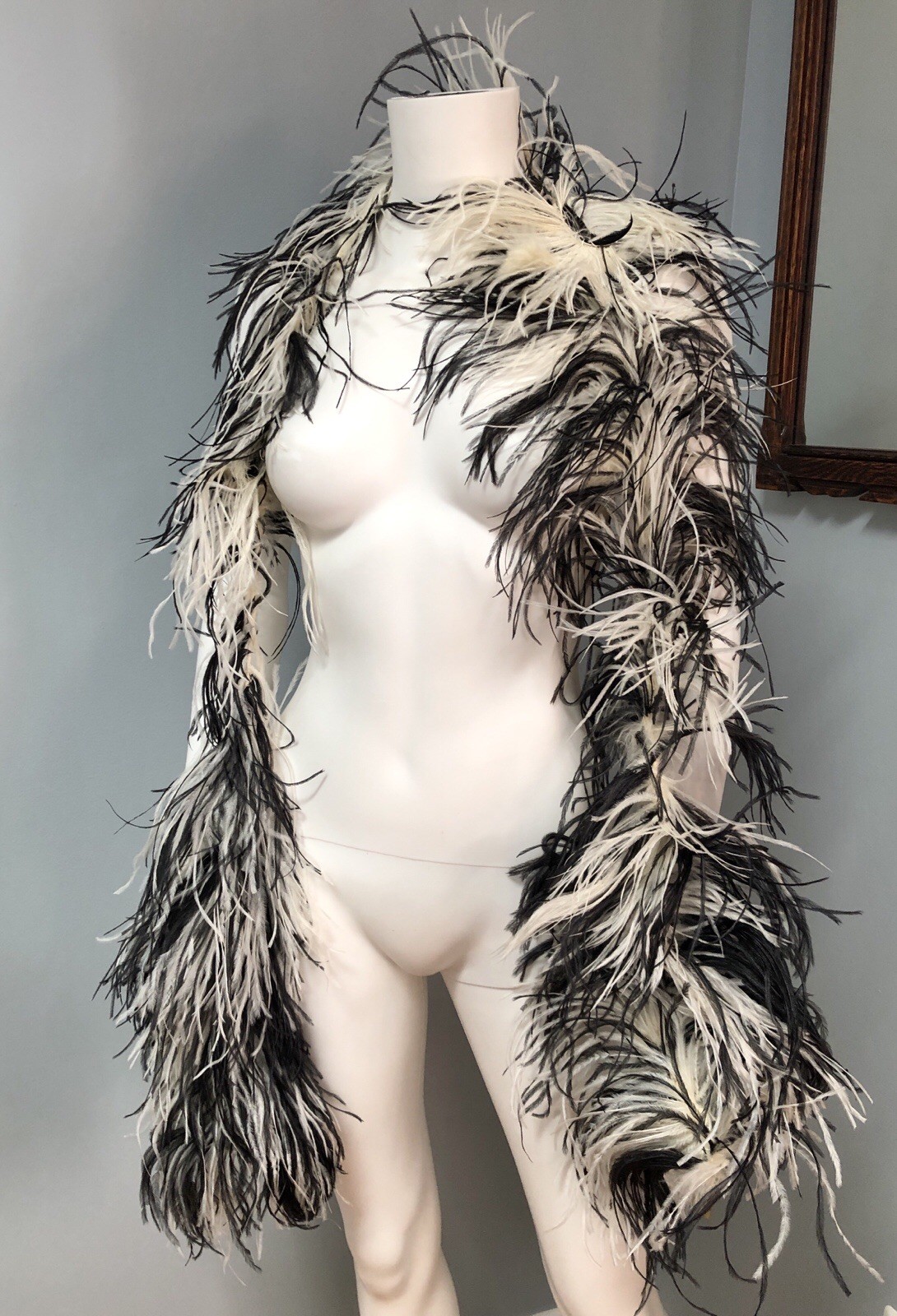 SCARCE* VTG Antique 1920s Black & White OSTRICH FEATHER PLUME Flapper Boa