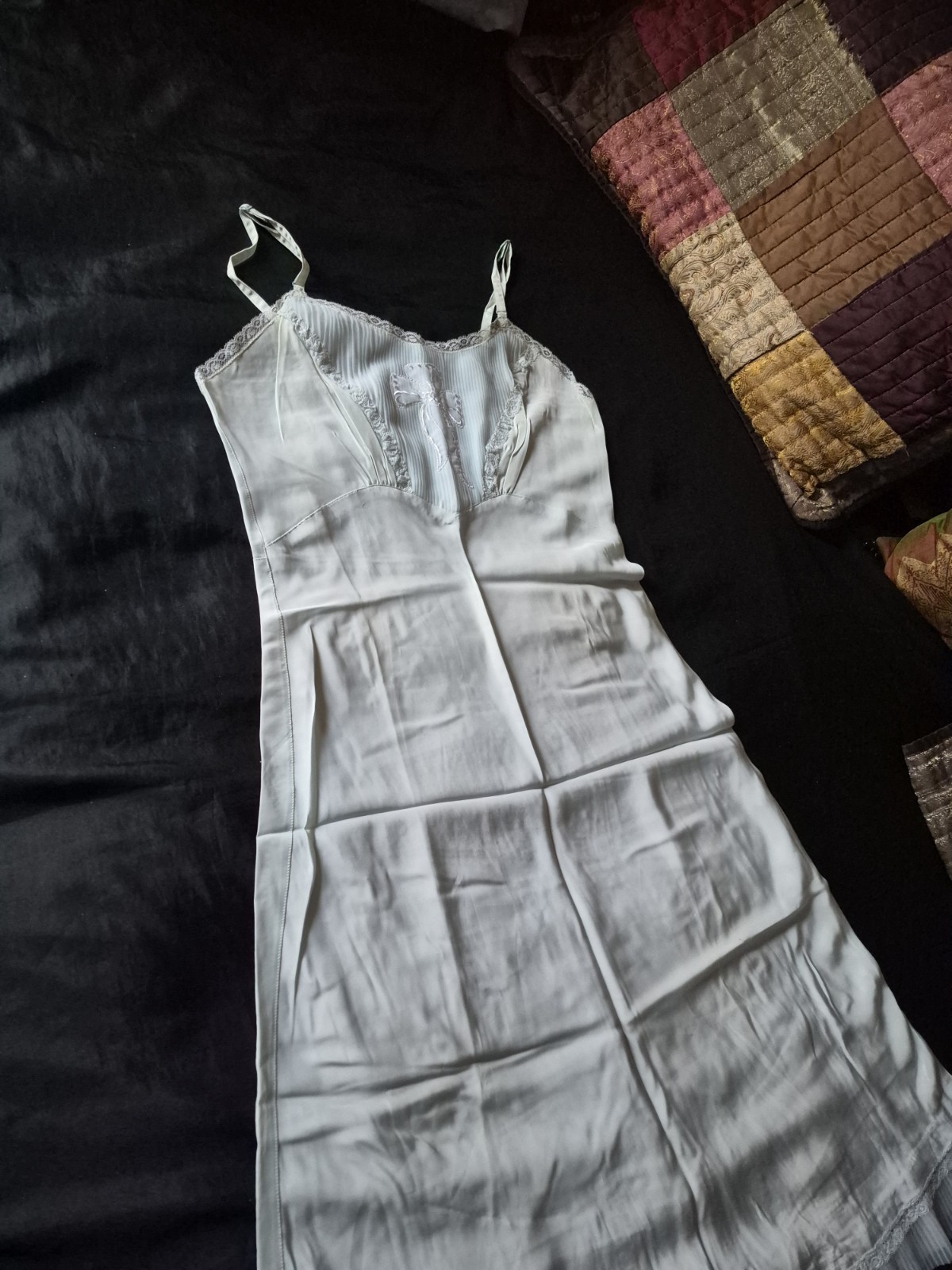 Vintage NWOT Blue Rayon Carillon Full Slip Size 34