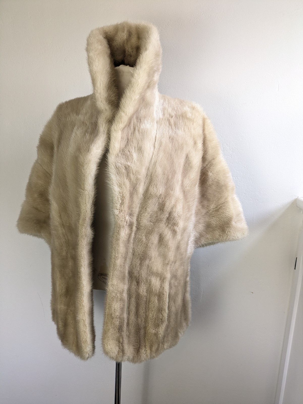 Vintage Mink Fur Stole Shawl Wrap Pale Beige Blonde Real Fur Tourmaline