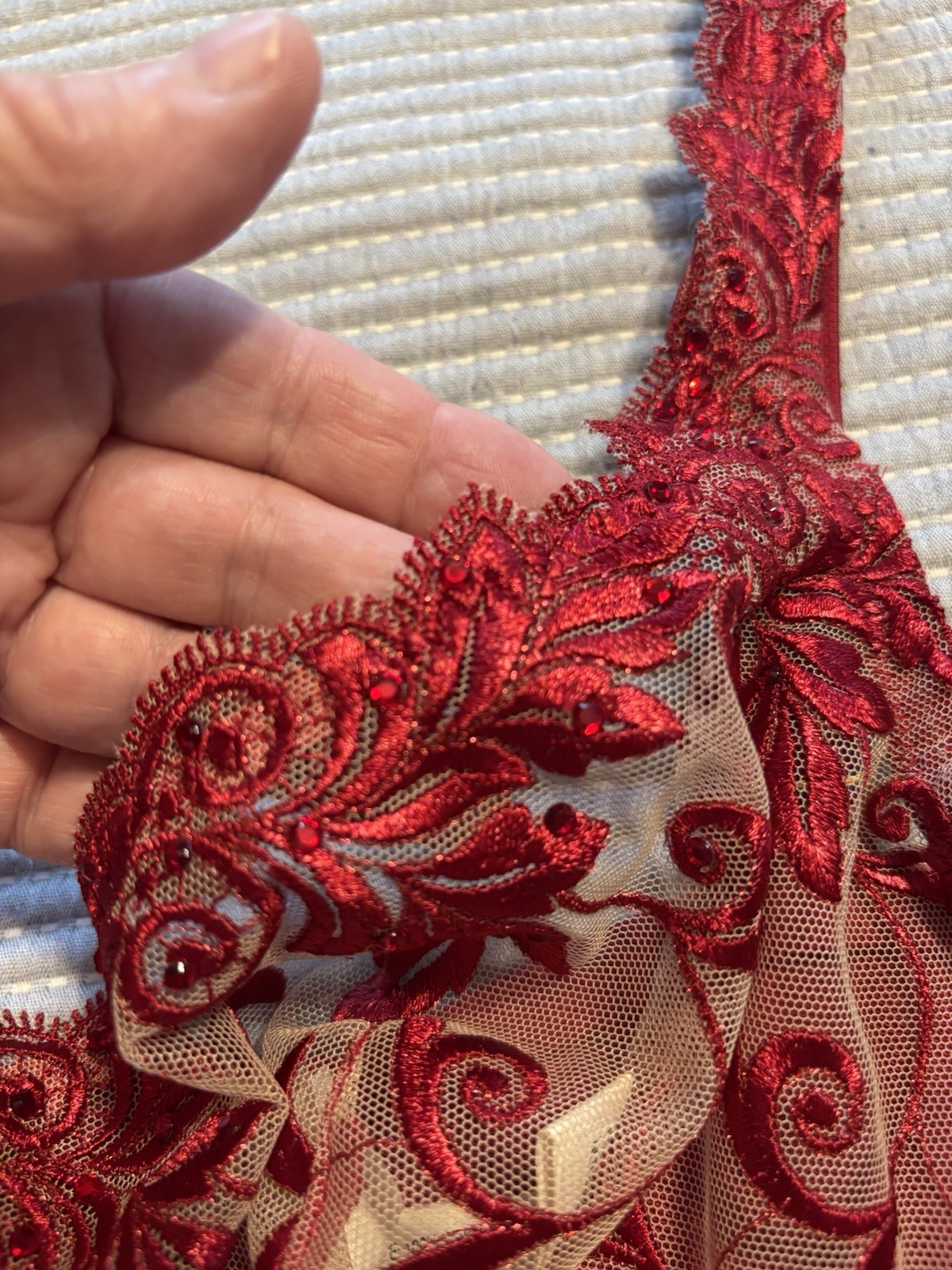 SOMA Womens Sensuous Lace Underwire Unlined Red Bra, Size 44D, Rhinestones