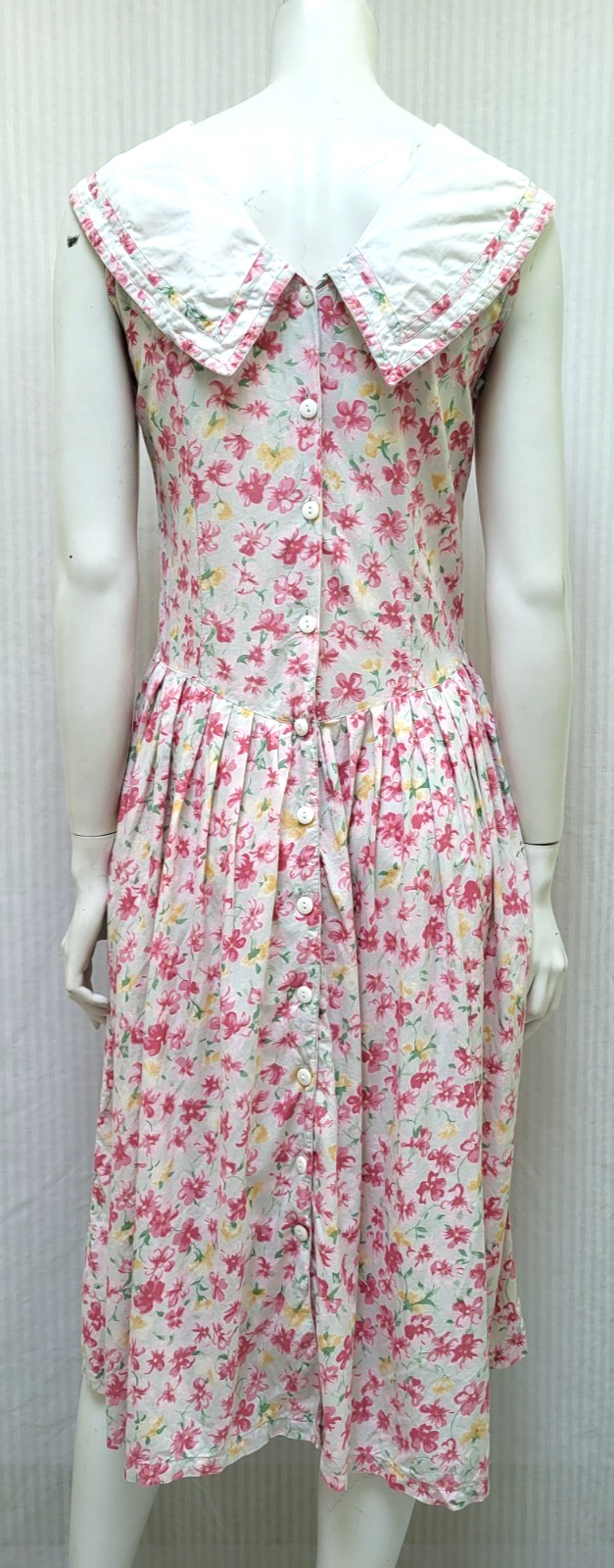 Vintage Passports of Pier 1 Imports Pink Floral Button Back DRESS – Size XS