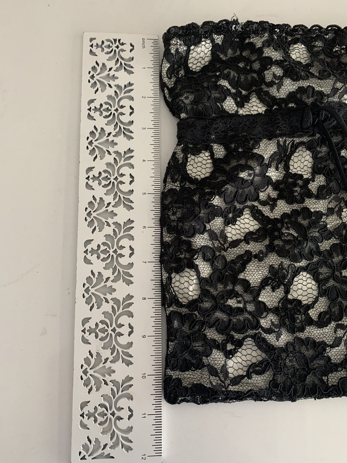 VINTAGE LINGERIE CASE BLACK LACE OVER CREAM SATIN CORD TIE W/ SEQUIN TRIM 1980s