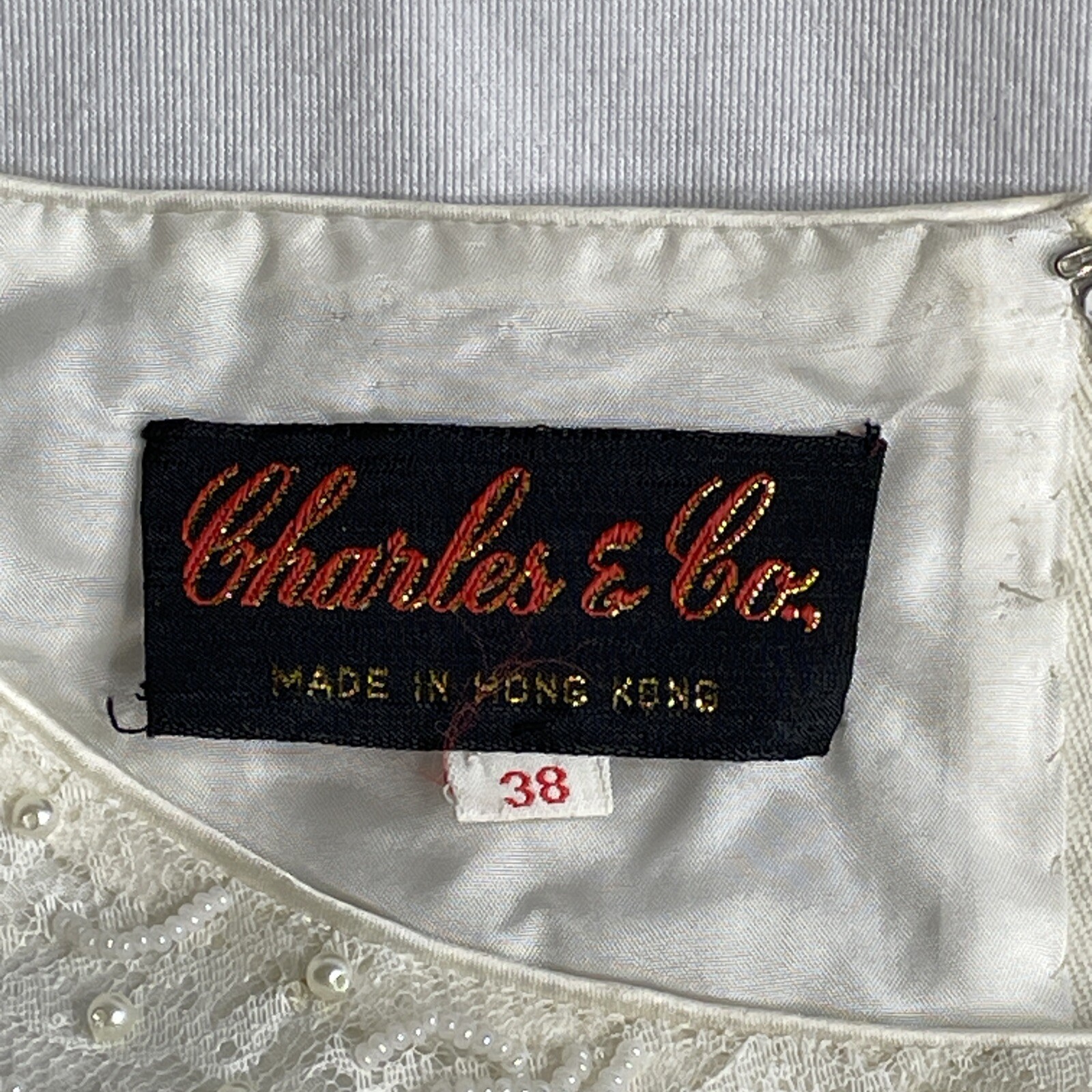 Vintage White Beaded Top 1960s Women’s 38 CHARLES & CO Sleeveless Shell Blouse