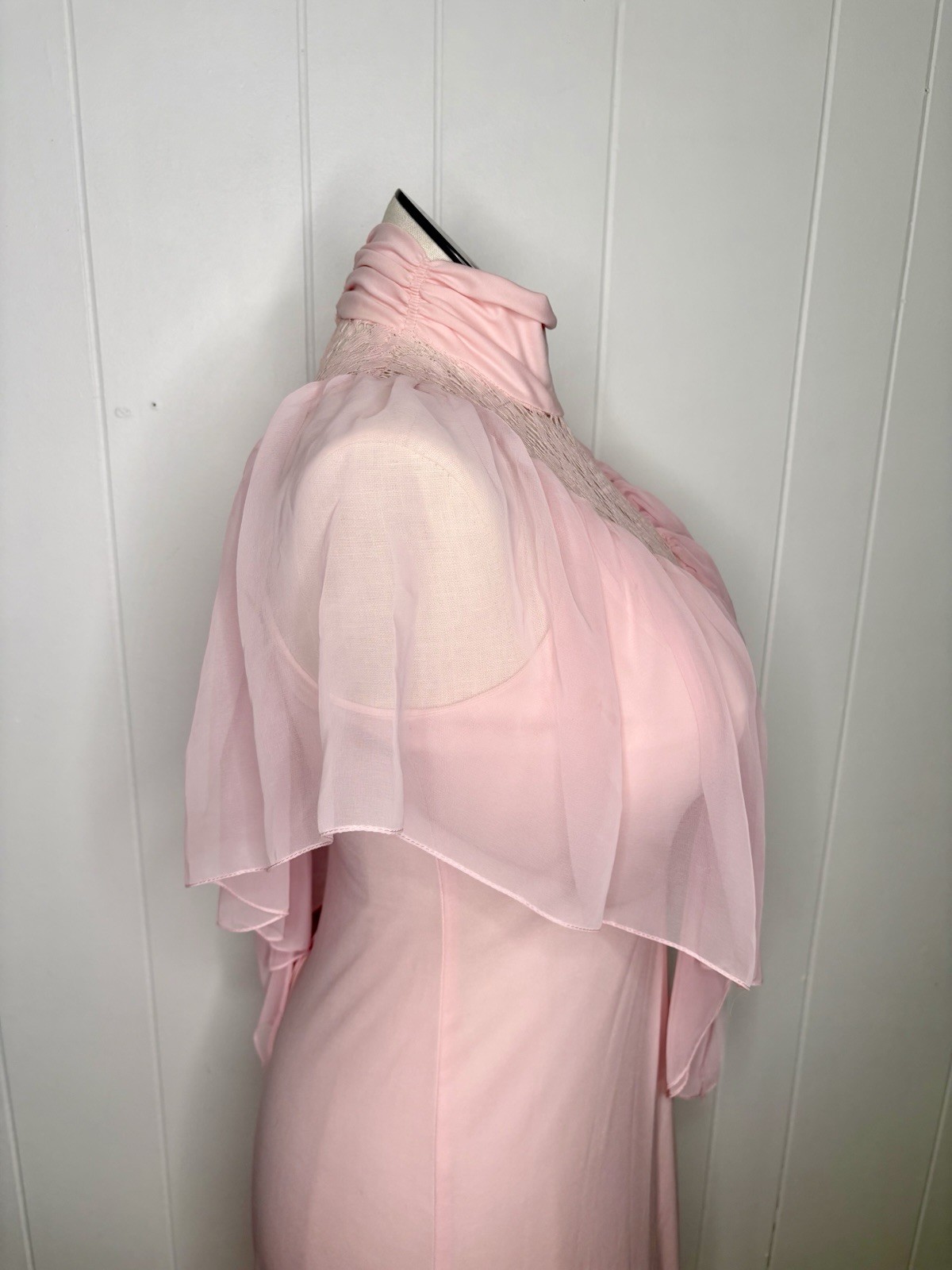 VINTAGE 1970s Flutter Pink Maxi Dress Lace Romantic Union Made Cottagecore 70’s