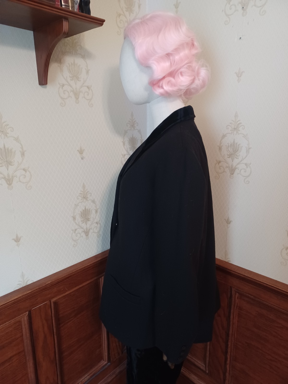 Vintage 1960s/70s Wilroy Traveller Velvet Trim Women’s Union-Made Tuxedo Coat