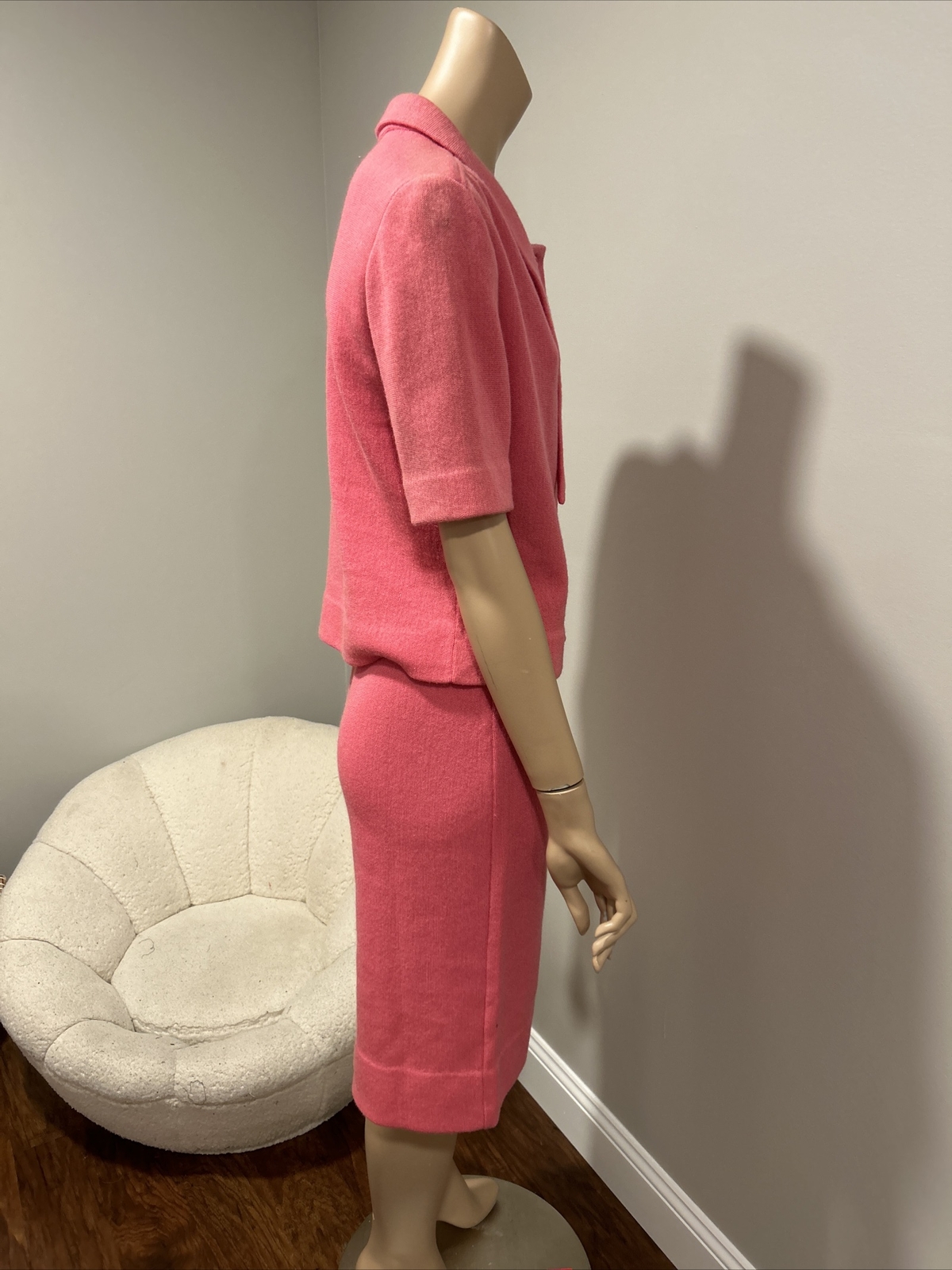 Vintage 50s 60s Womens 2 Piece Set Shirt Top Atomic Retro Skirt Wool Pink