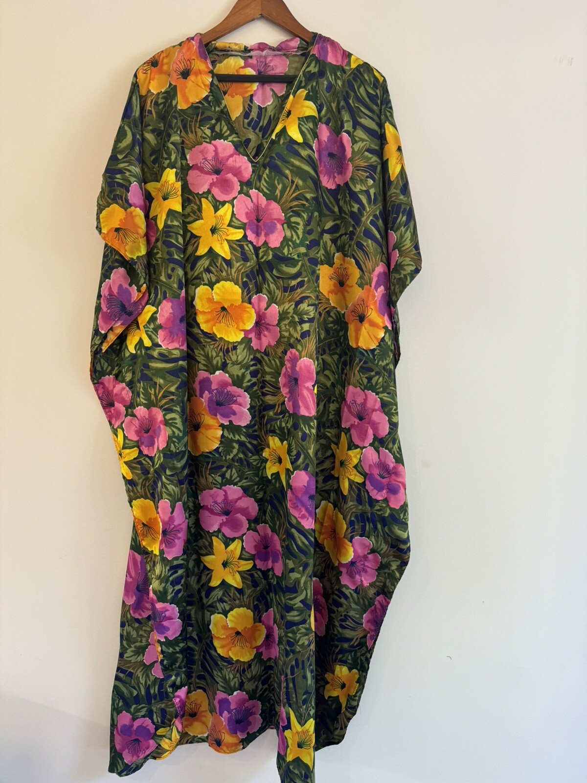 Vintage Winlar Caftan One Size Fits All Colorful Tropical Flowers & Palm Leaves