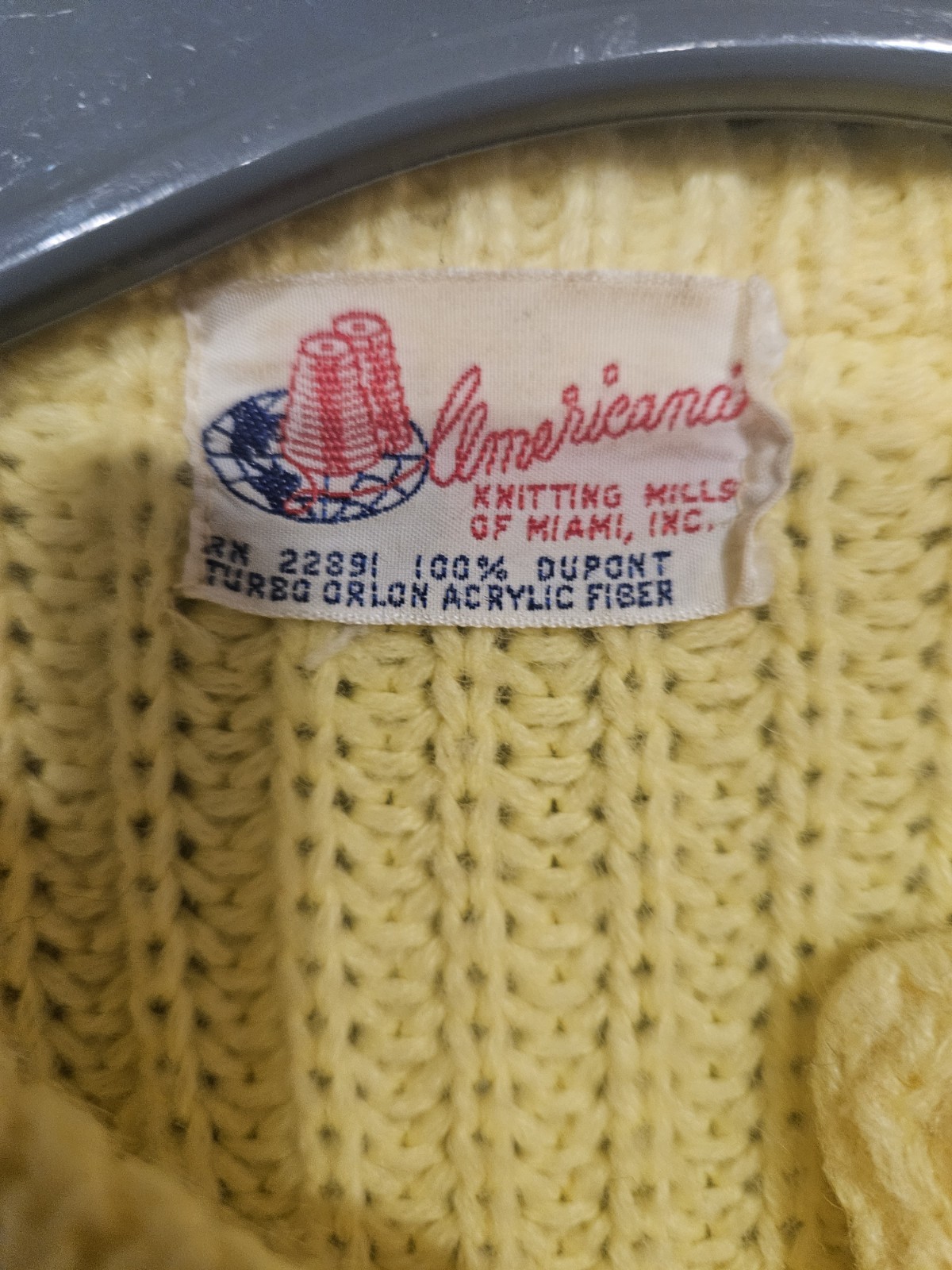 Vintage Americana Knitting Mills Orlon Acrylic Cardigan Sweater 18″ Pit To Pit