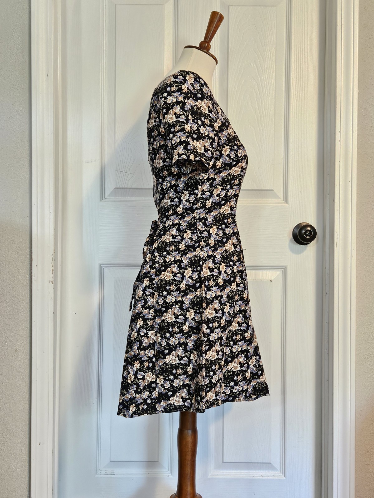 Vintage 80s/90s Paris Blues Black Blue Floral Fit&Flare Skater Mini Dress Size 3