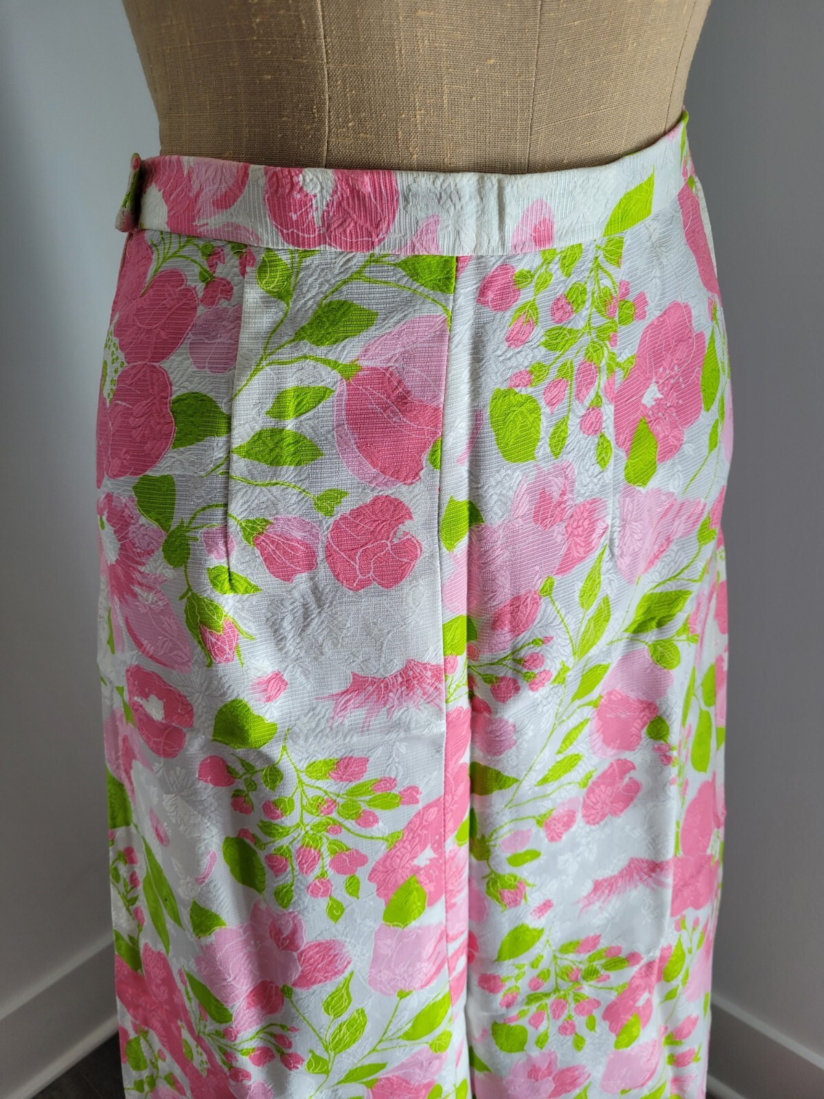 Vintage 1970s Maxi Skirt Pink & Lime Green Flowers 27″ Waist Small
