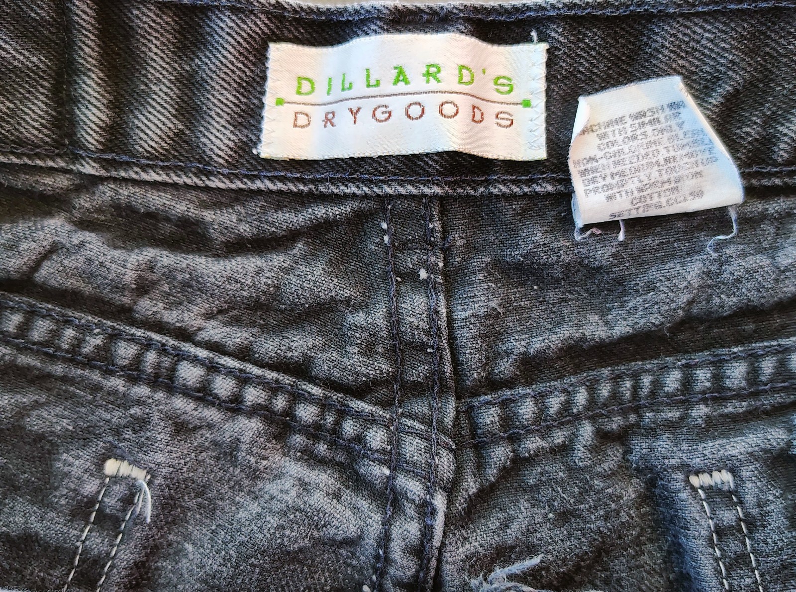 Vintage 1980s Acid Wash Jeans Dillards Drygoods Size 16 Tall Black