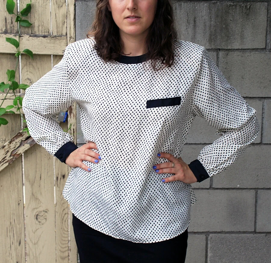Vintage Diamond Print Long Sleeve Blouse Size 10 geometric black White 80s 90s