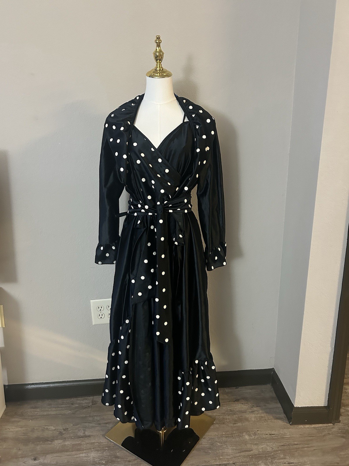 80’s joan collin’s dress and robe set