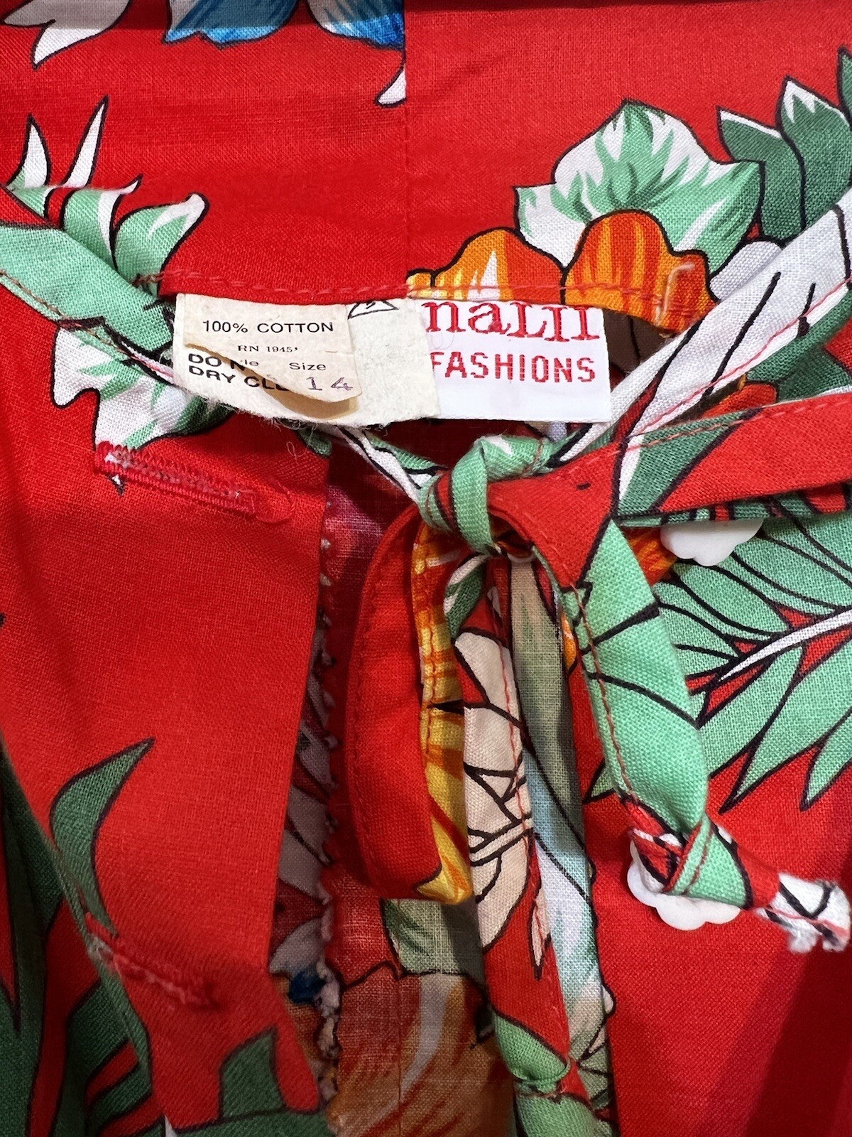 Vintage Nalii Fashions Hawaiian Floral Sleeveless Sun Dress Muumuu Size 14