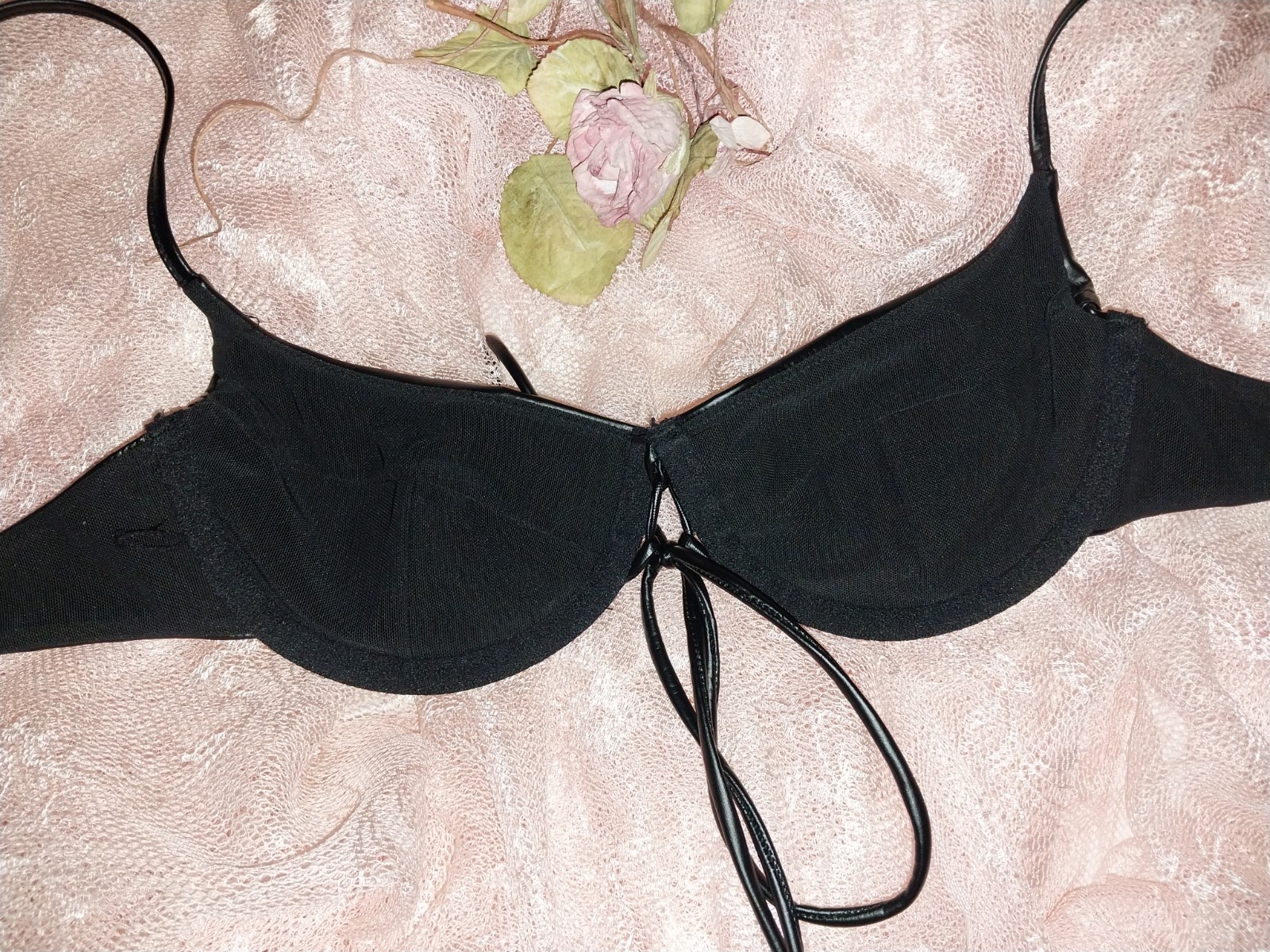 VTG SILKY RUBBA VINYL BRA S FRENCH TIE BODICE DOMINA COACHELLA PARTY TOP XS -32B