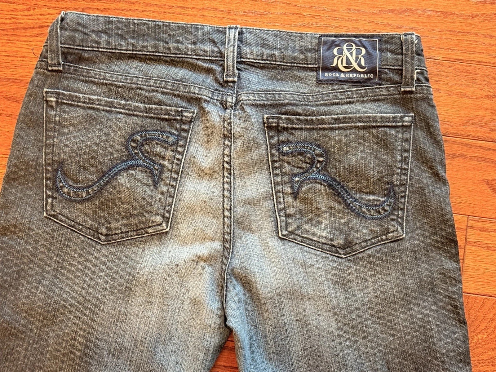 Women’s Vintage Early 2000’s Rock And Republic Size 32 Lowrise Jean Shorts