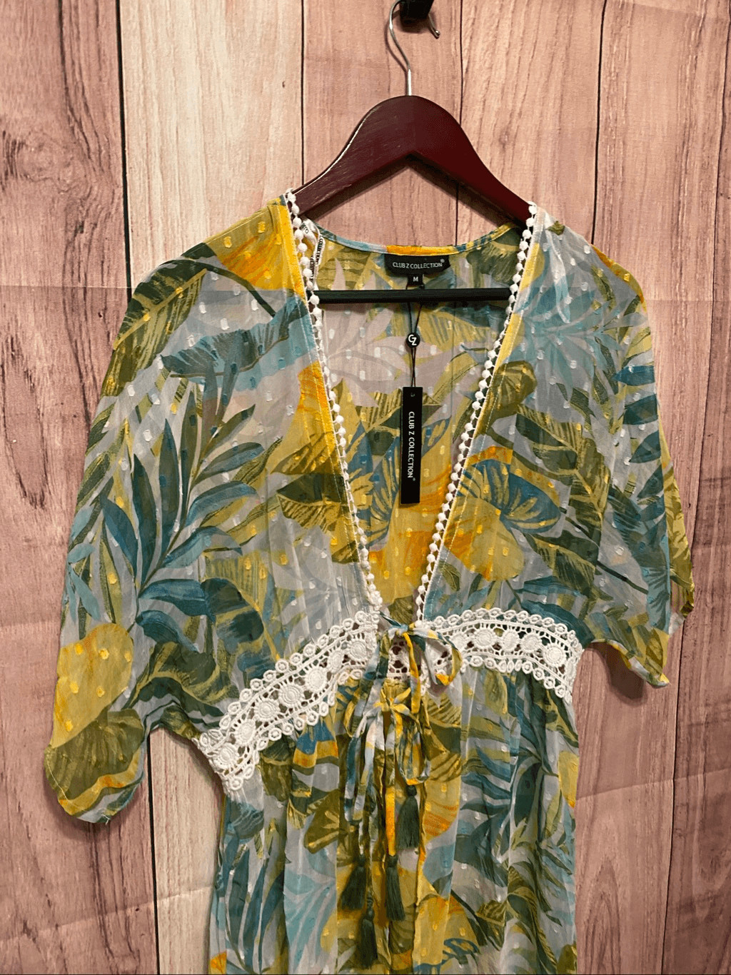 Club Z Collection Medium NWT swim coverup green yellow floral crochet