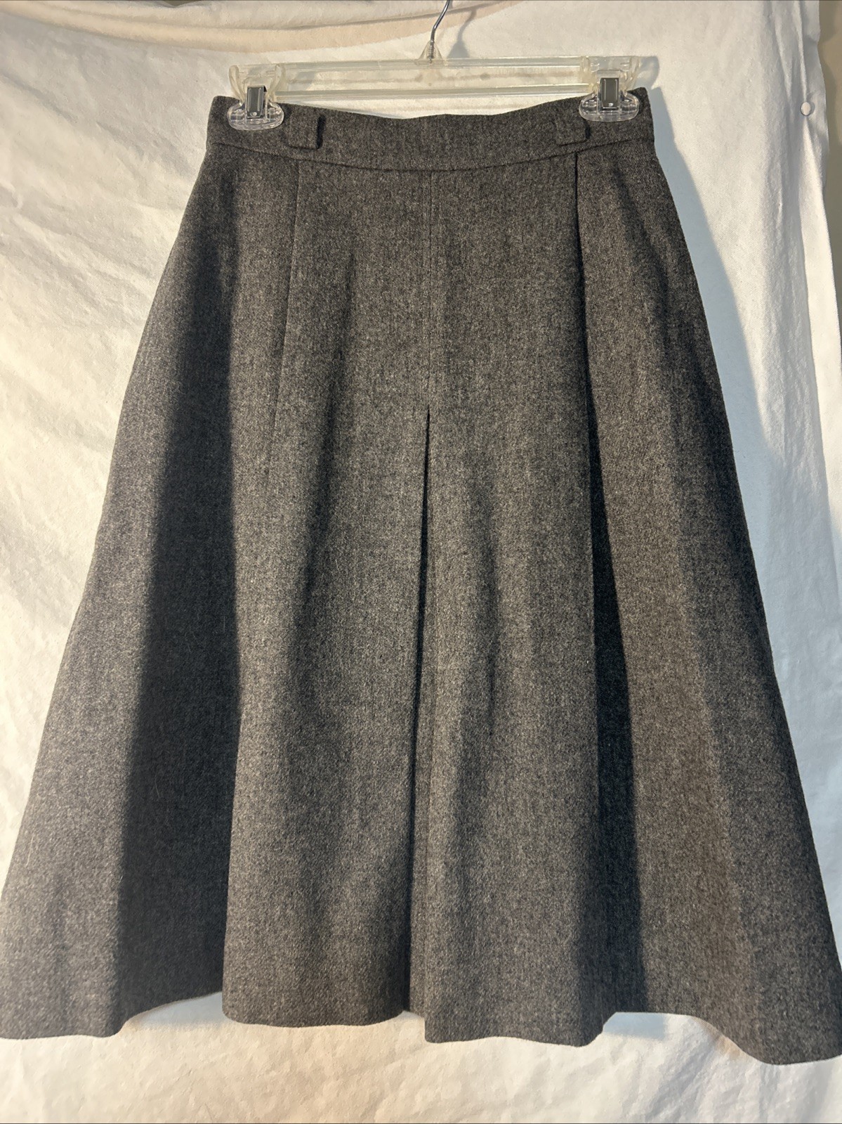 Vintage The Villager Wool Skirt With Box Pleats Size 6 Dark Gray