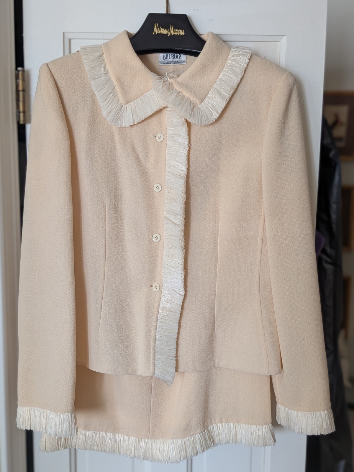 VTG Bill Blass Skirt Suit Set NWOT Cream Peach Wool Crepe Tailored Blazer 6 8