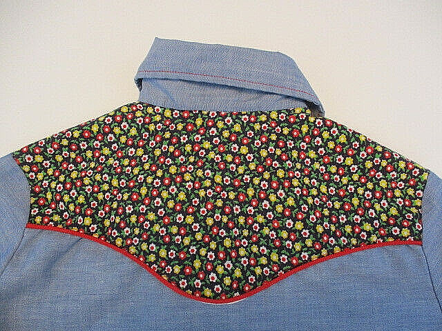 VTG 1970s Junior 7 Cowgirl Western Ranch Blue Shirt Floral Shoulders L/S Sears