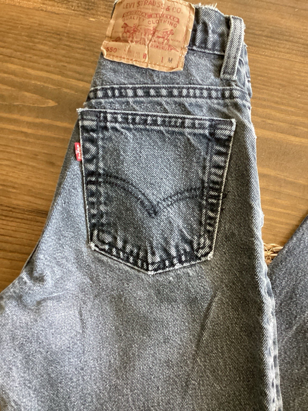 Vintage Women’s Size 2 Faded Black Levi’s 550 High Rise Straight Leg Mom Denim