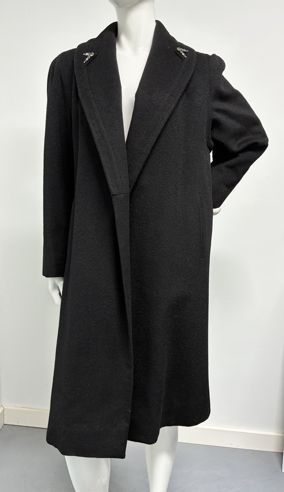 Vintage 40s 50s Rothmoor Black Wool Coat Wrap Style Sz M / L Rhinestones USA