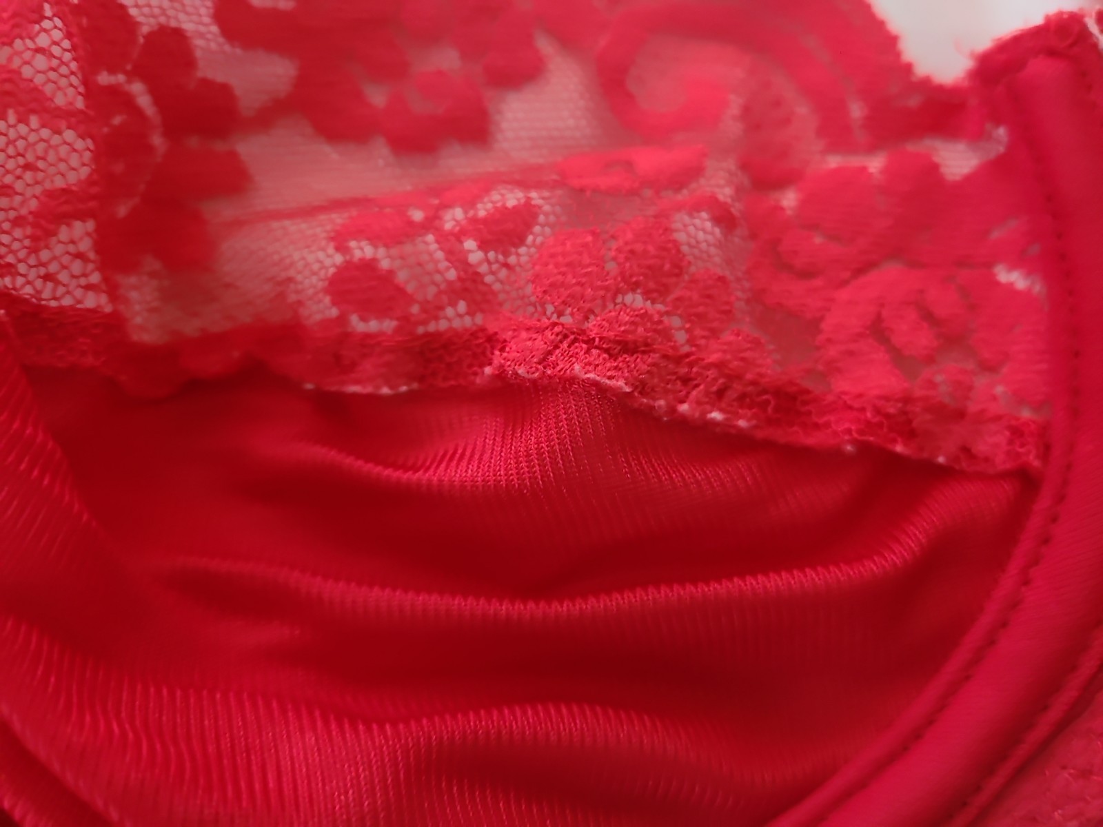 VTG Maidenform Chantilly Bra 36B Red Nylon & Lace Unlined Underwire Style 7329