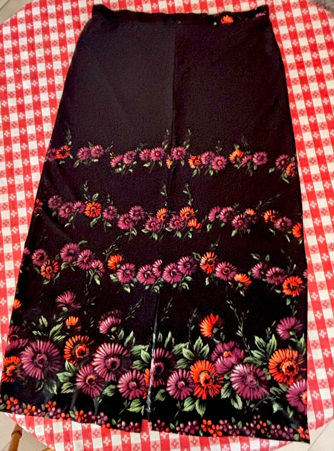 Vintage 1960’s Empress Of Dallas Long Skirt Black Large/XL