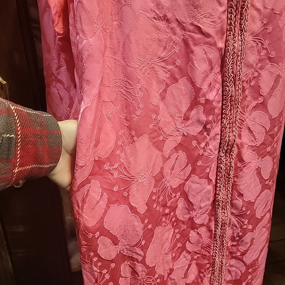 60s Lisanne Vintage Loungewear Melon Pink Medium 36-38″Ch 52 Len Zipper Brocade